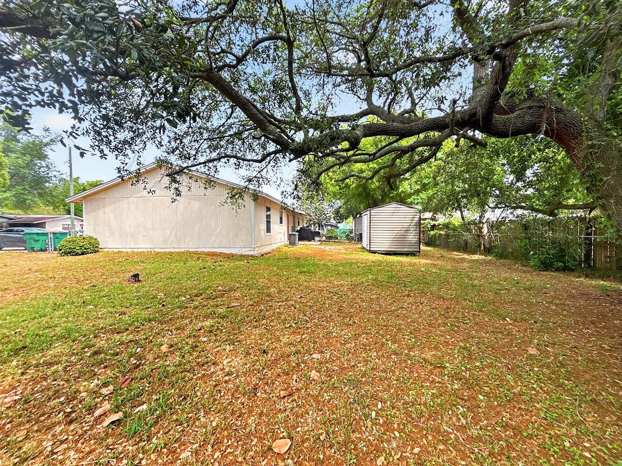 SQUIRREL HAVEN UNREC - Residential Lease