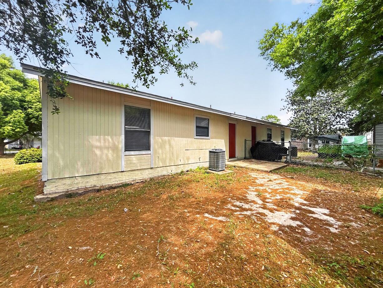 SQUIRREL HAVEN UNREC - Residential Lease