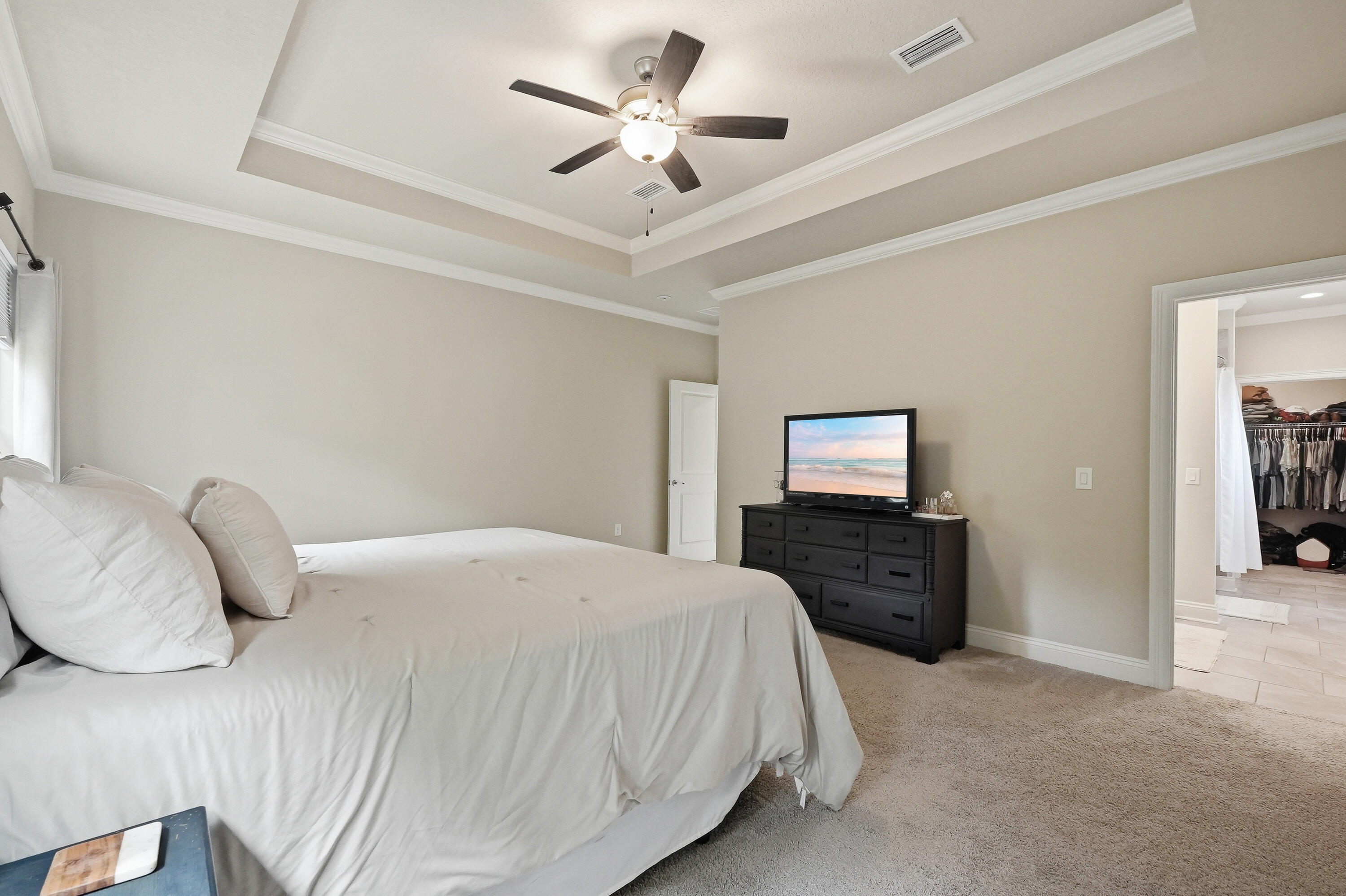 CRESCENT SHORES - Residential