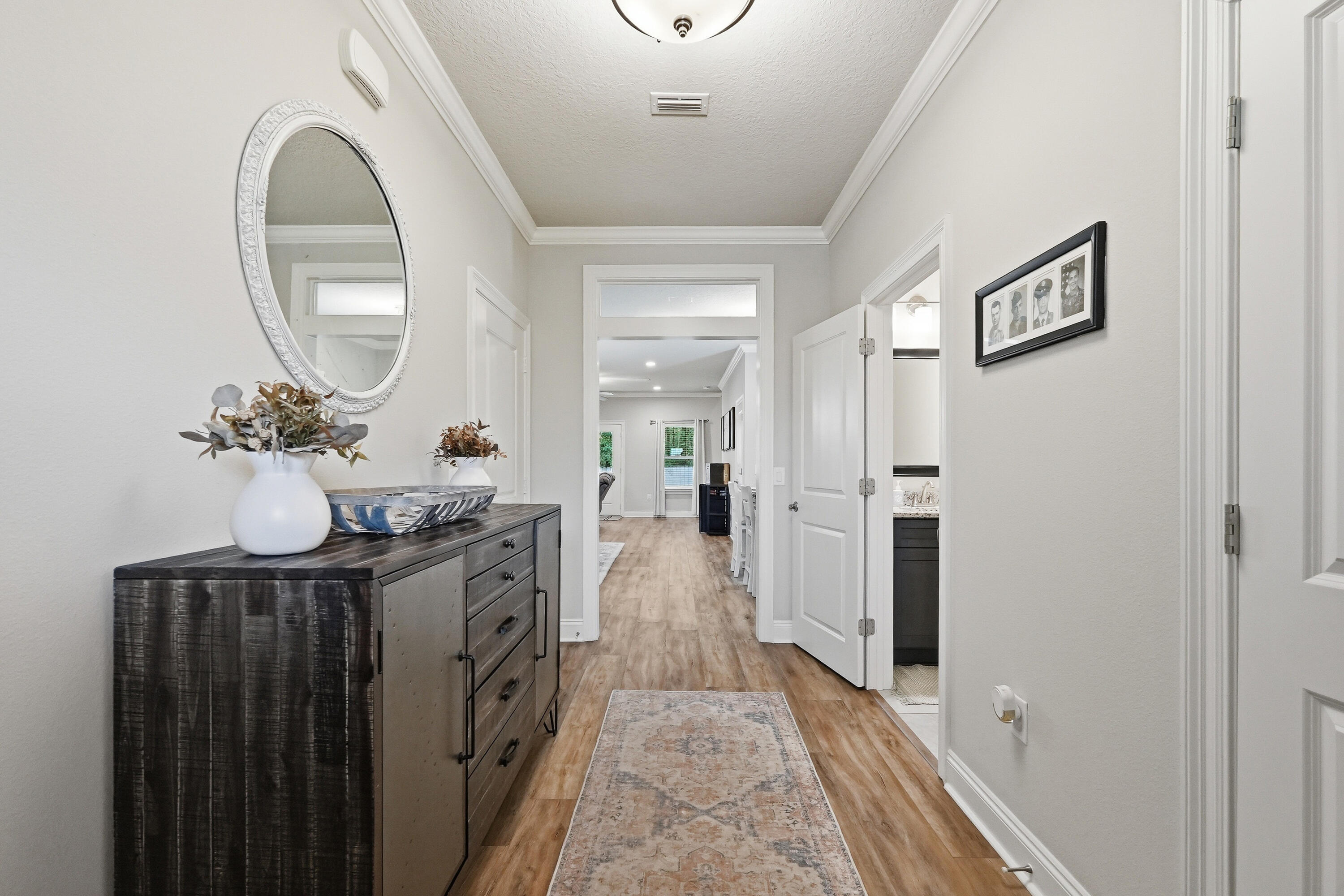 CRESCENT SHORES - Residential