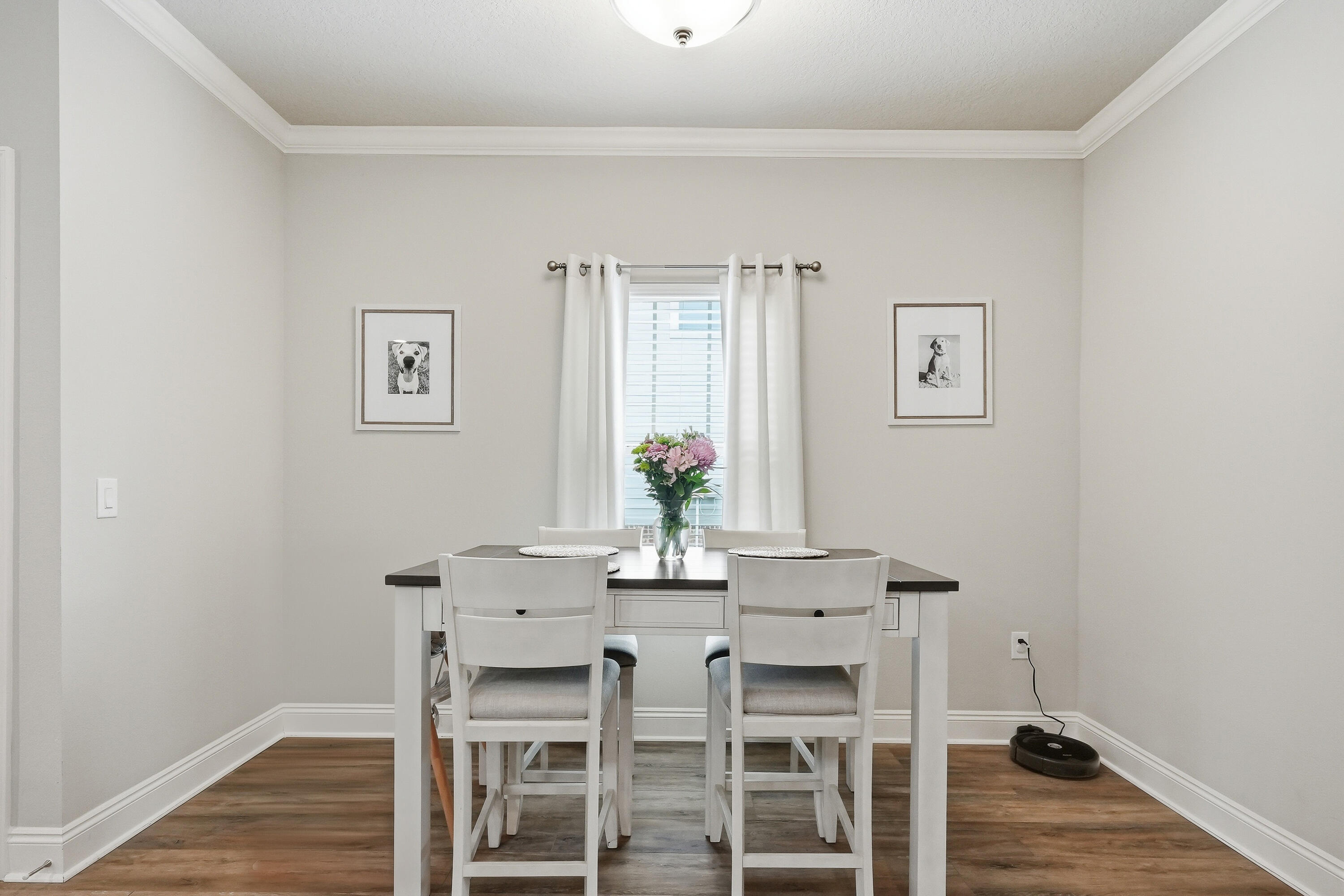 CRESCENT SHORES - Residential