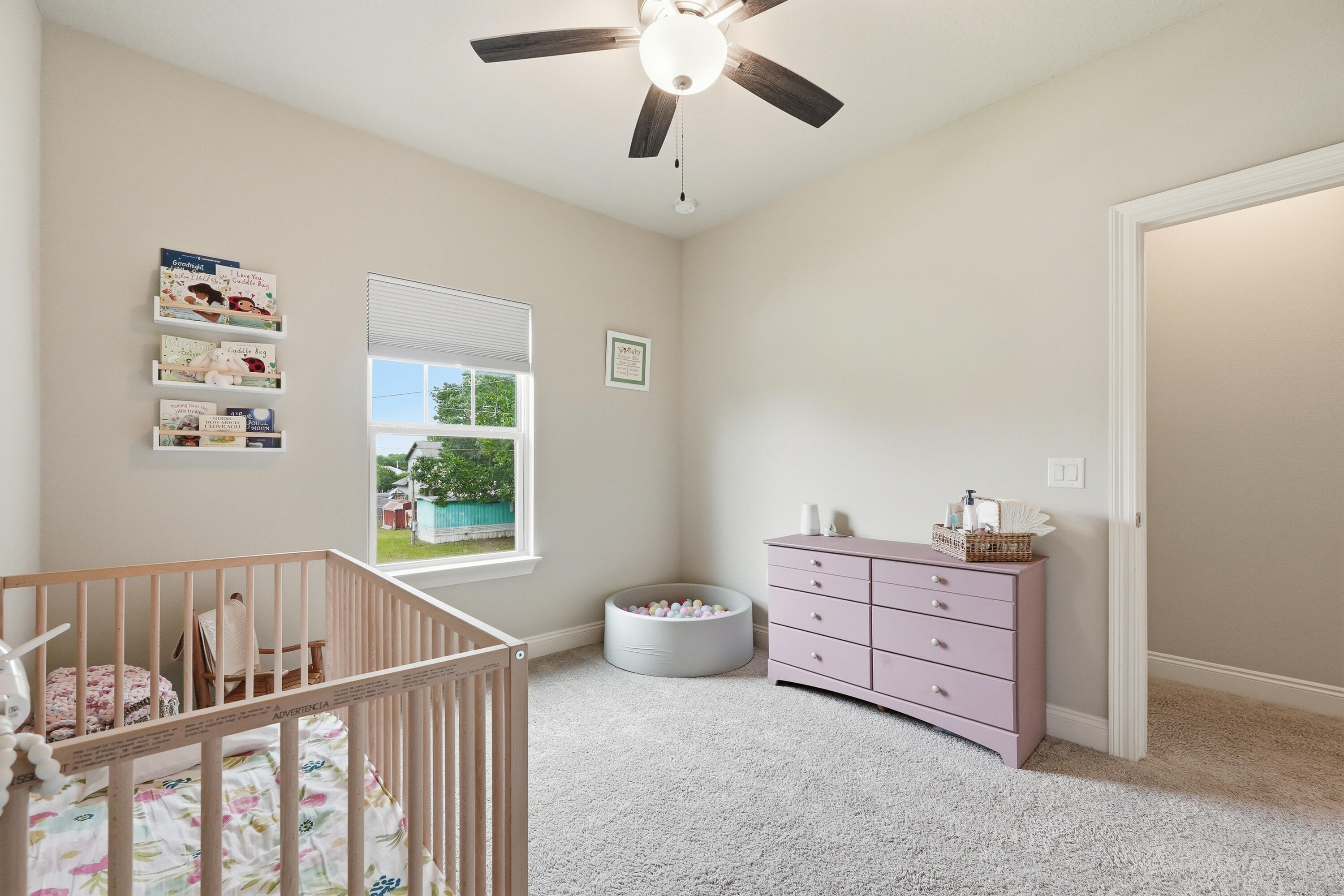 CRESCENT SHORES - Residential