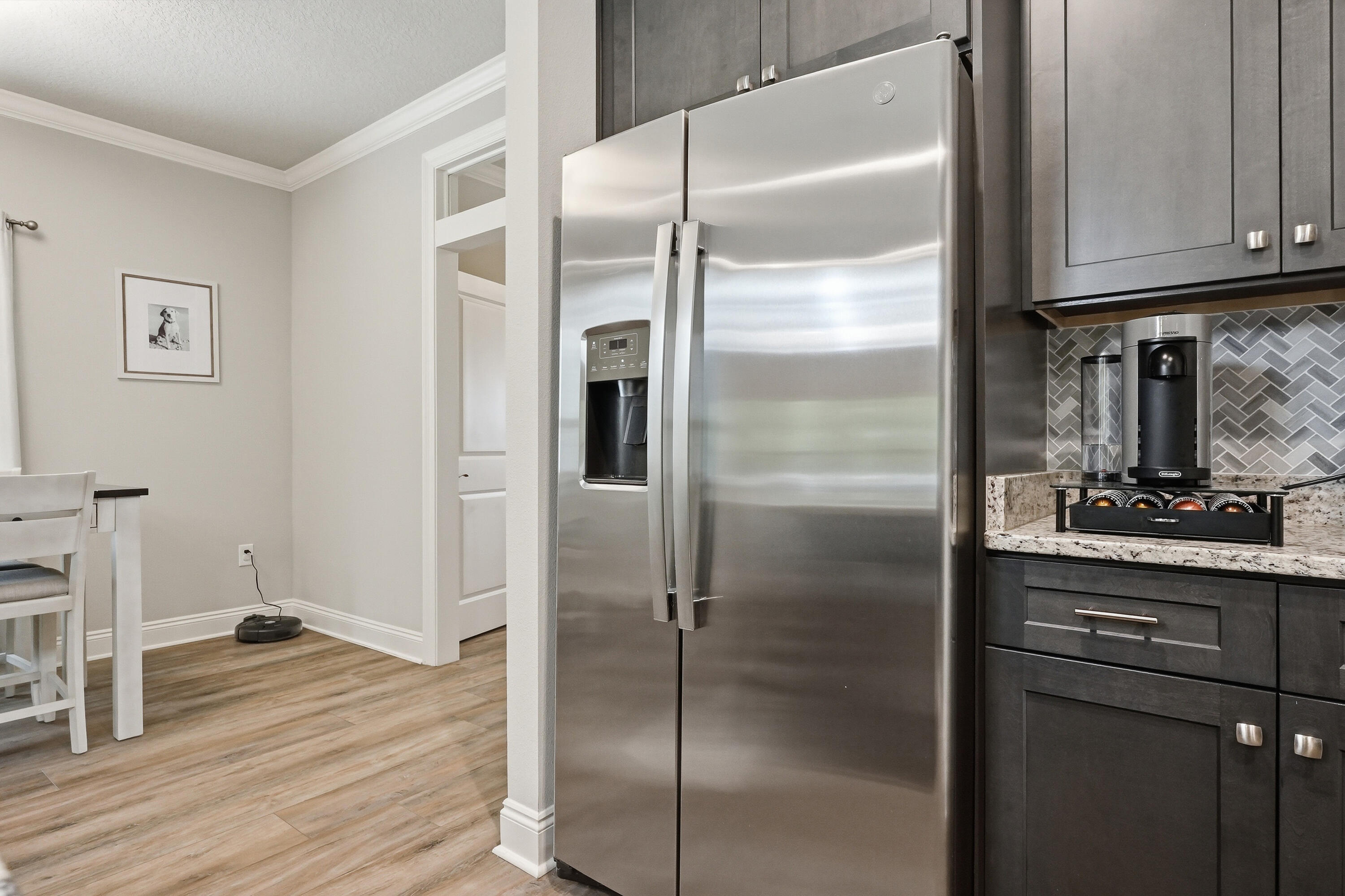 CRESCENT SHORES - Residential