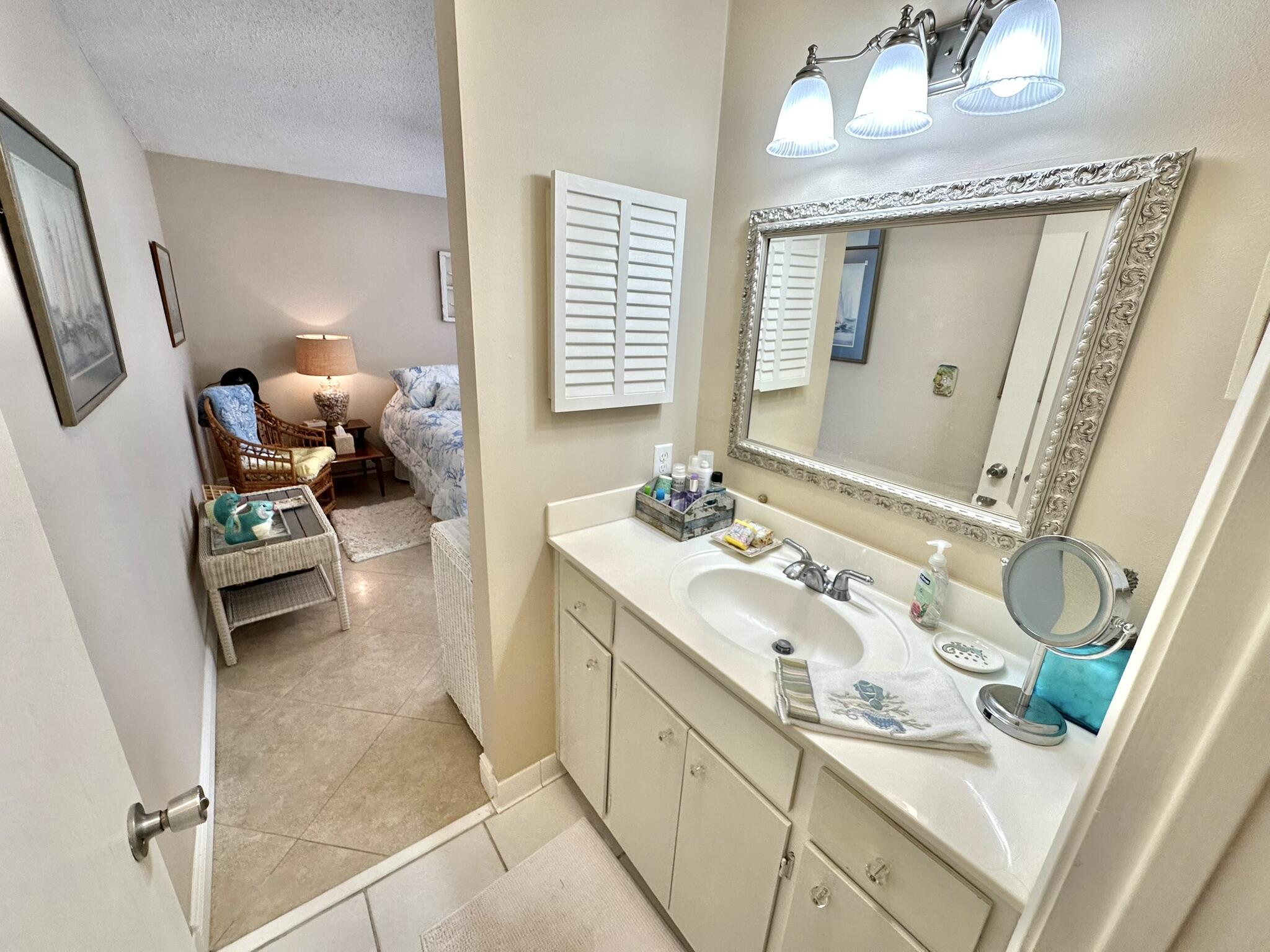 AUGUSTA VILLAGE CONDO - Residential