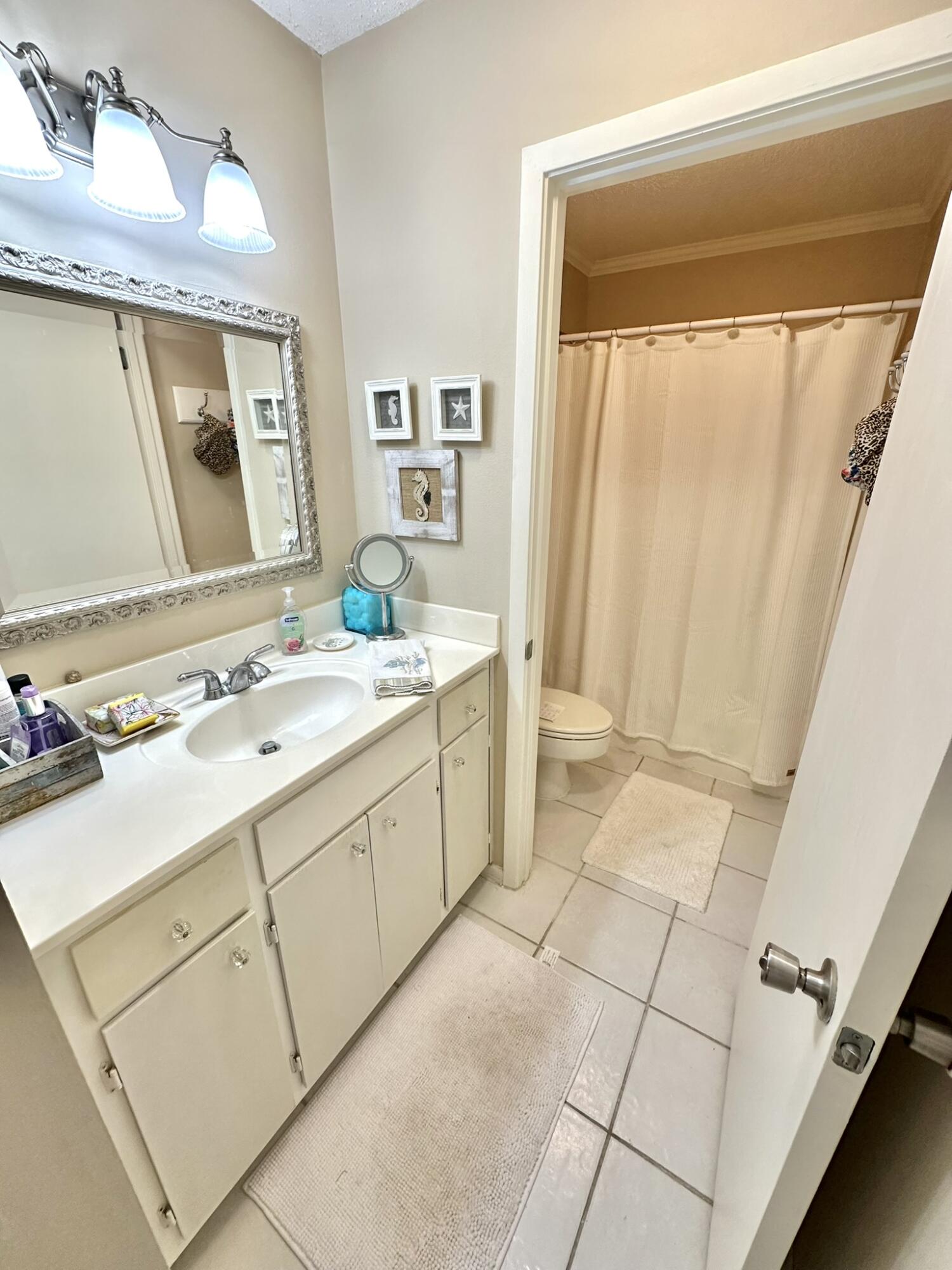 AUGUSTA VILLAGE CONDO - Residential