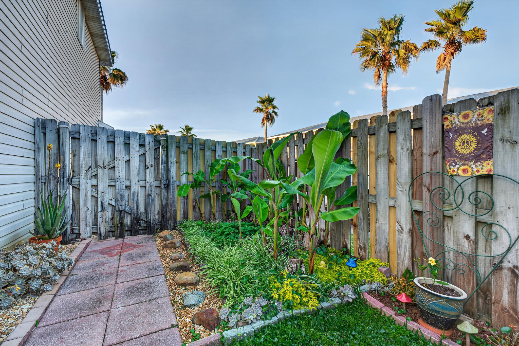 MAGNOLIA PARK - Residential