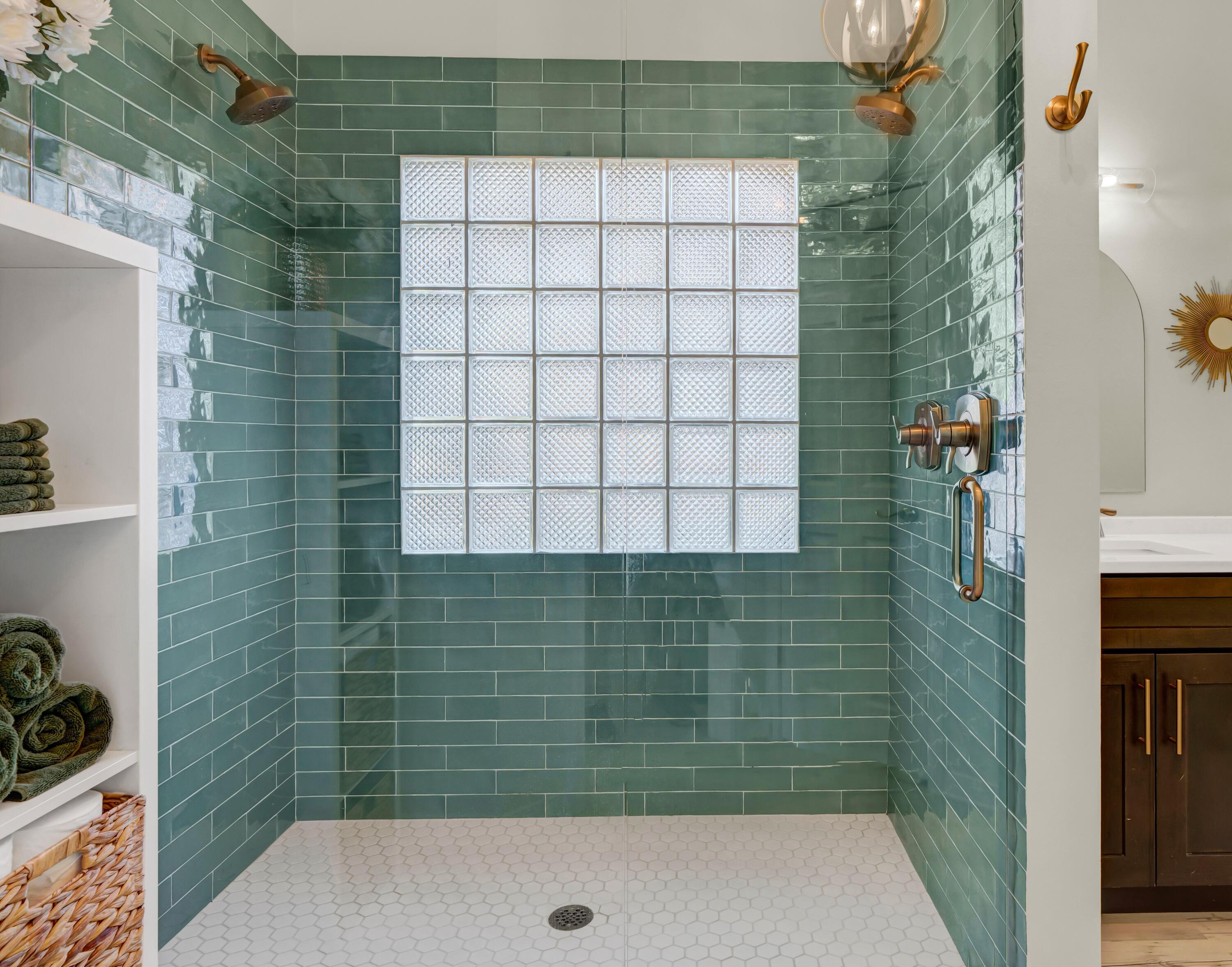 SOUTHWIND PH 5 - Residential