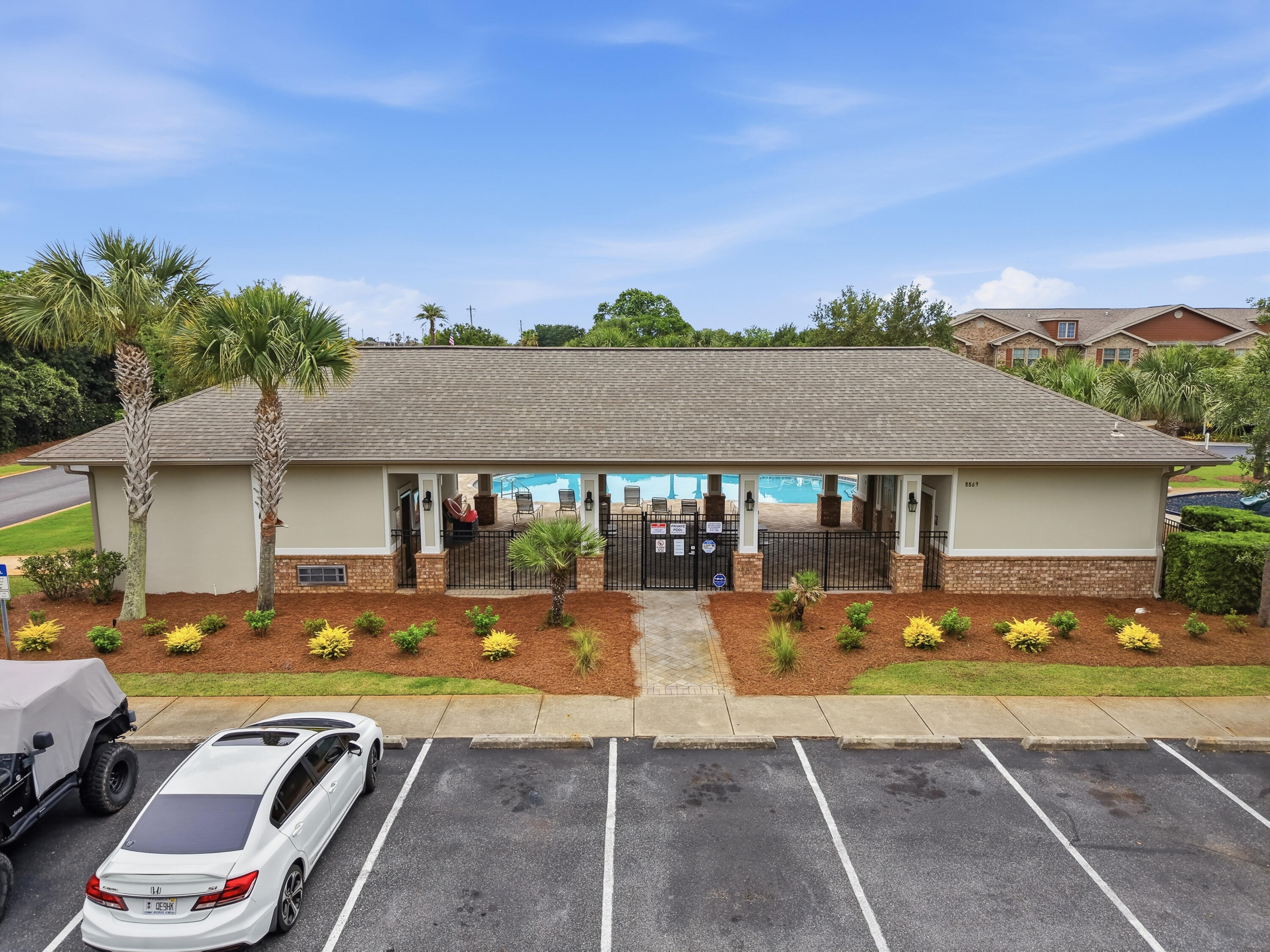 RESERVE POINTE TOWNHOMES - Residential