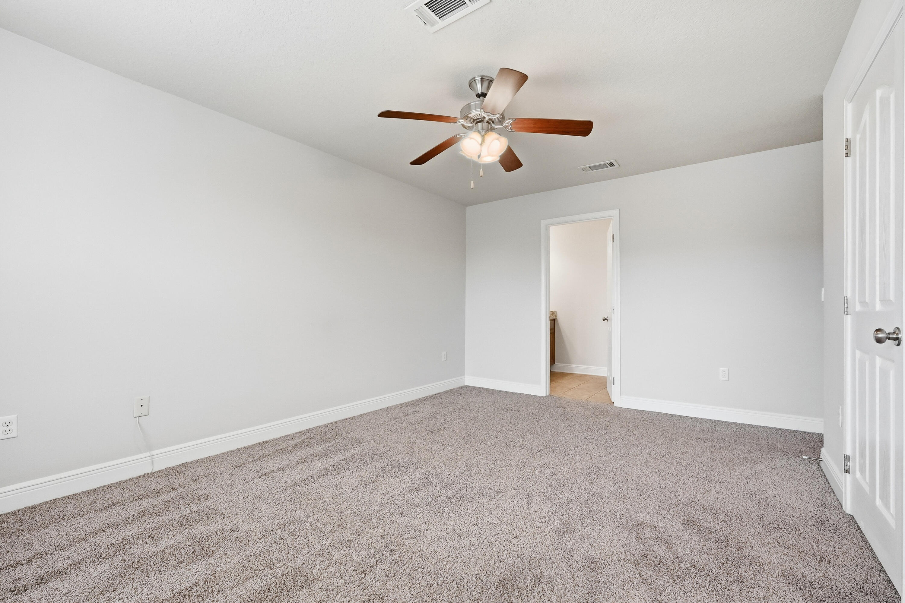 RESERVE POINTE TOWNHOMES - Residential