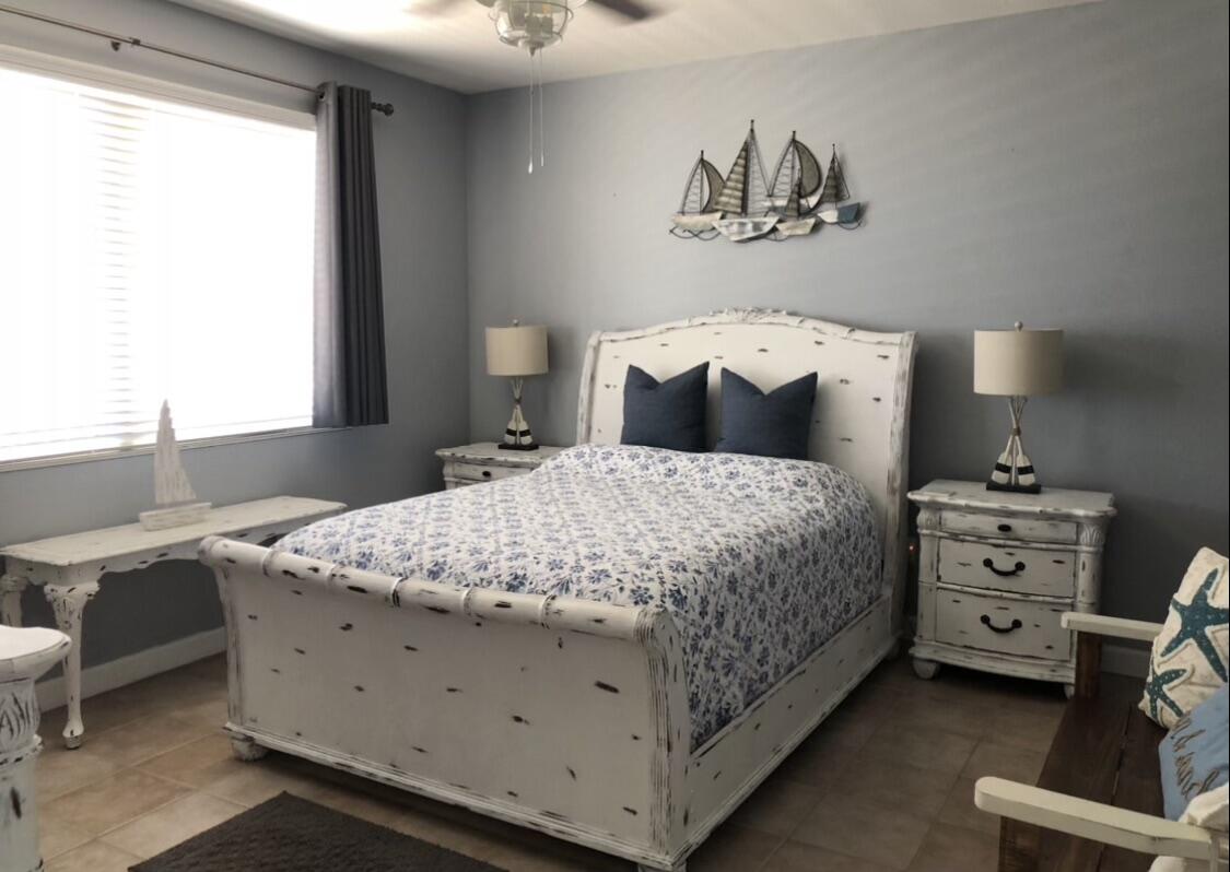 SHORES OF PANAMA - Residential