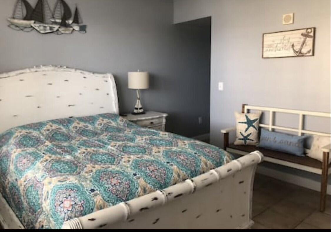 SHORES OF PANAMA - Residential