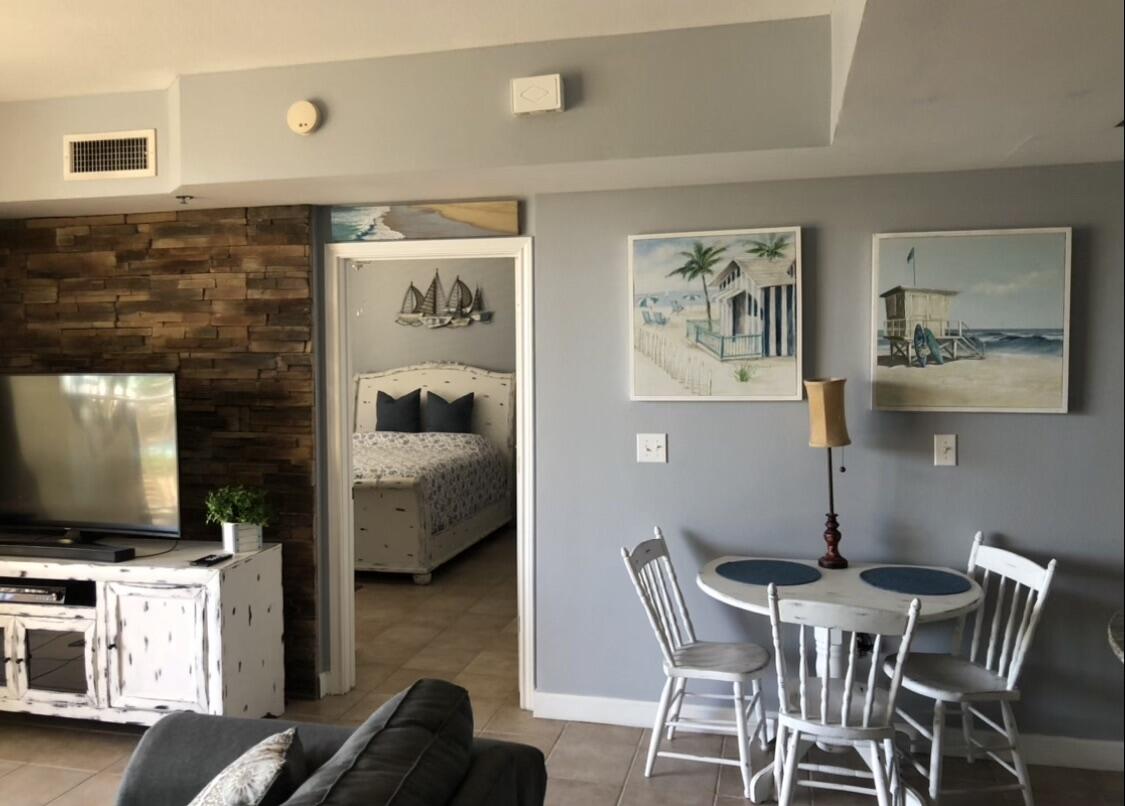 SHORES OF PANAMA - Residential