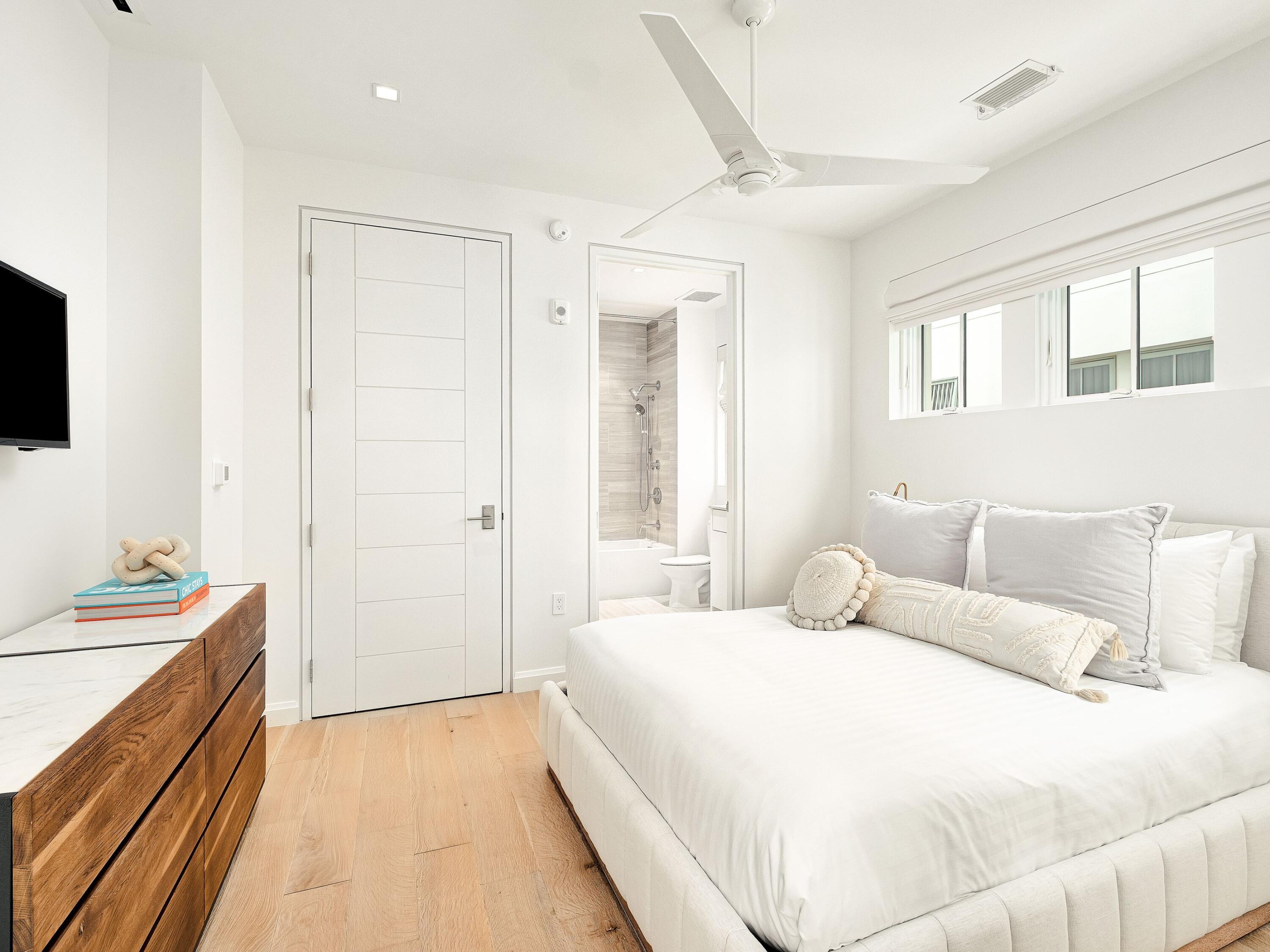 ALYS BEACH - Residential