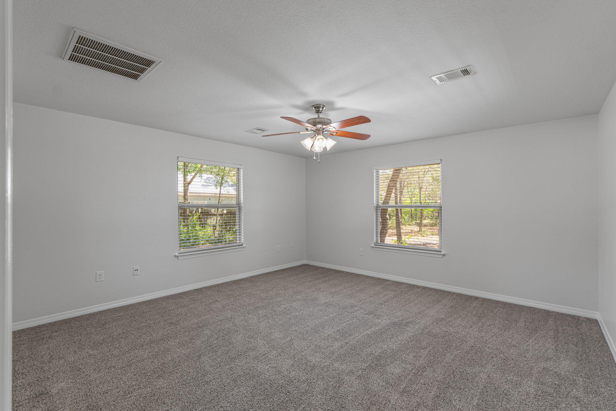 NAVARRE S/D 2ND ADDN - Residential