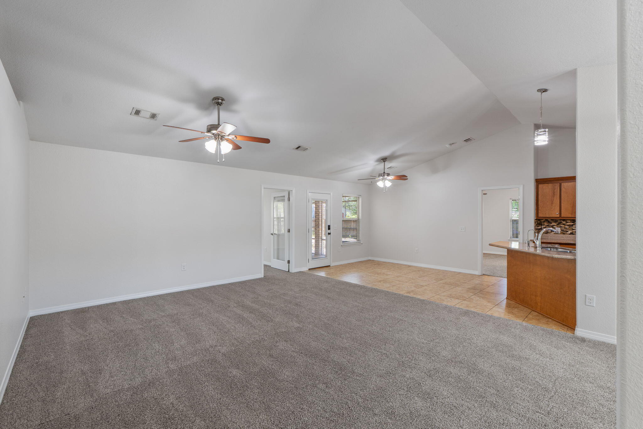 NAVARRE S/D 2ND ADDN - Residential