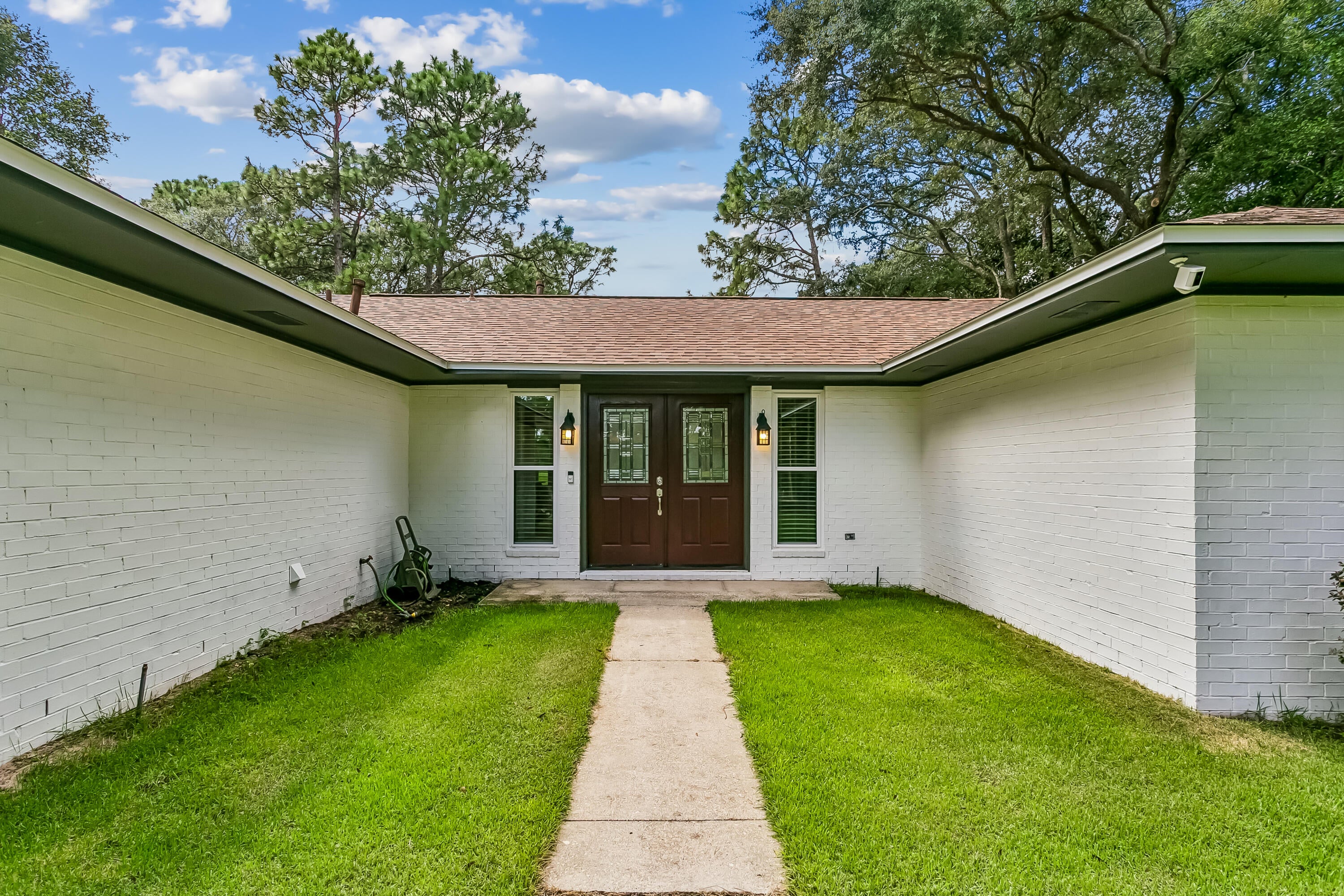 1101 Forest Road