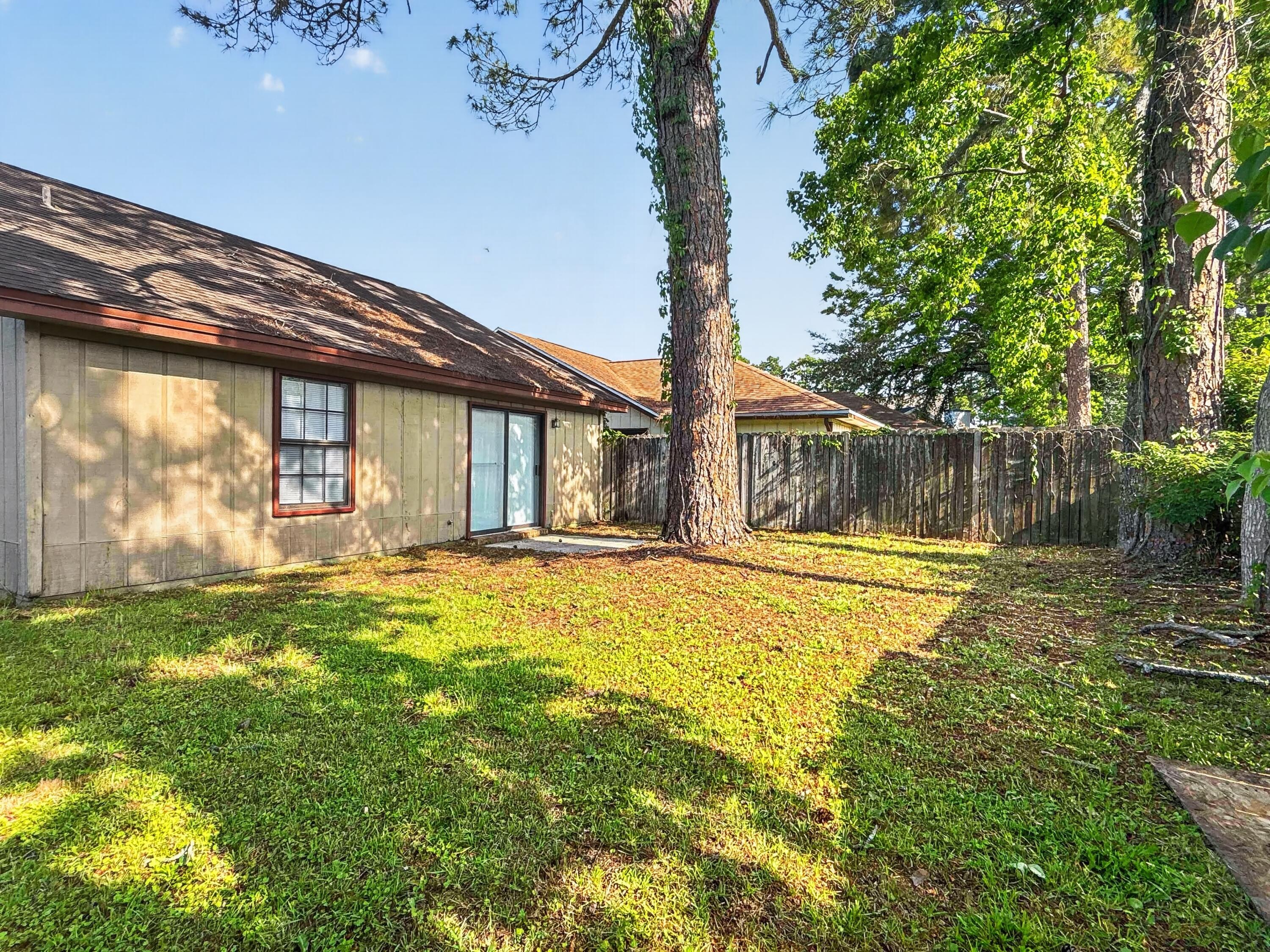 HIDDEN TRAILS PH 1 - Residential Lease