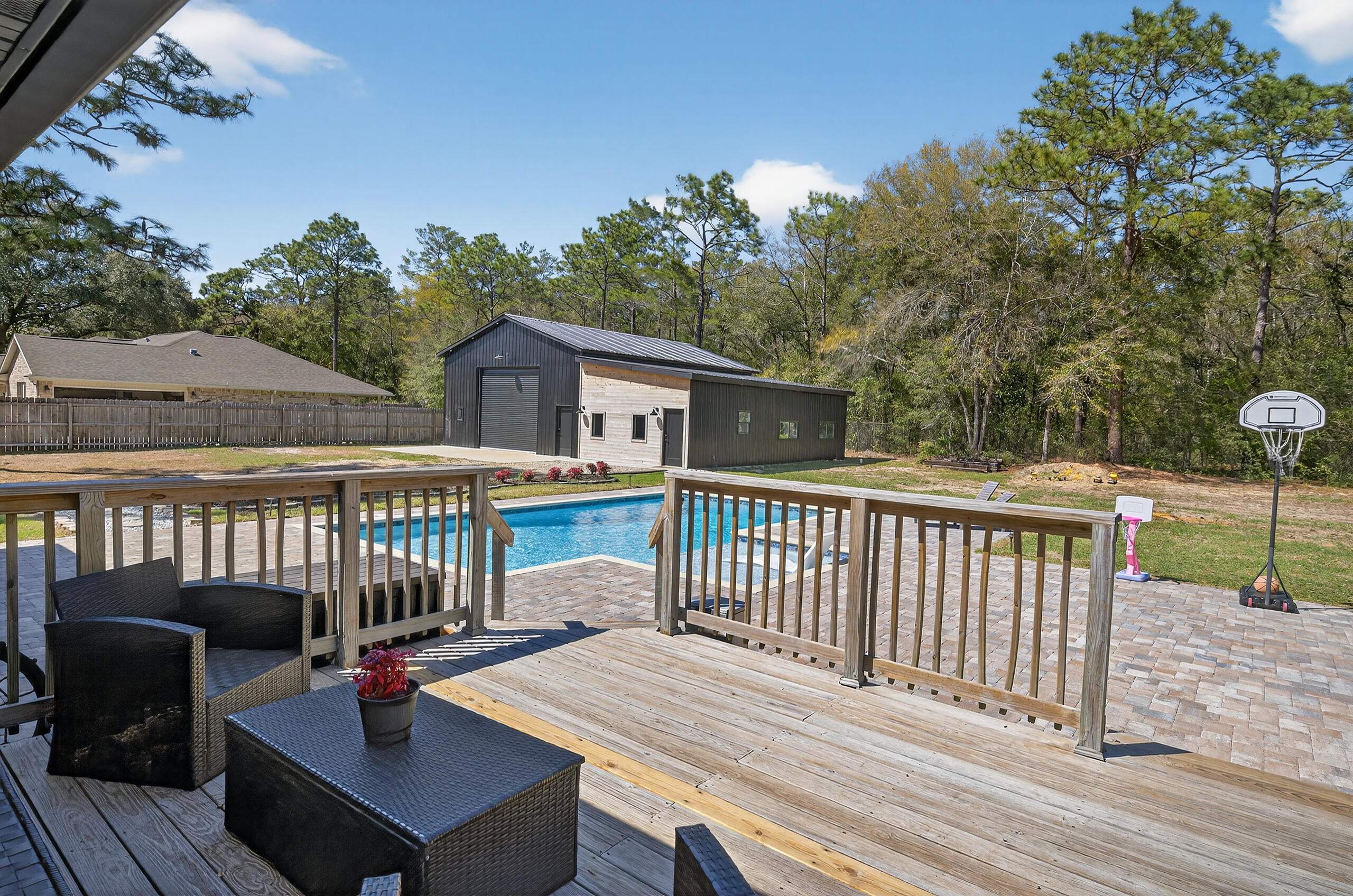 FOREST HEIGHTS - Residential