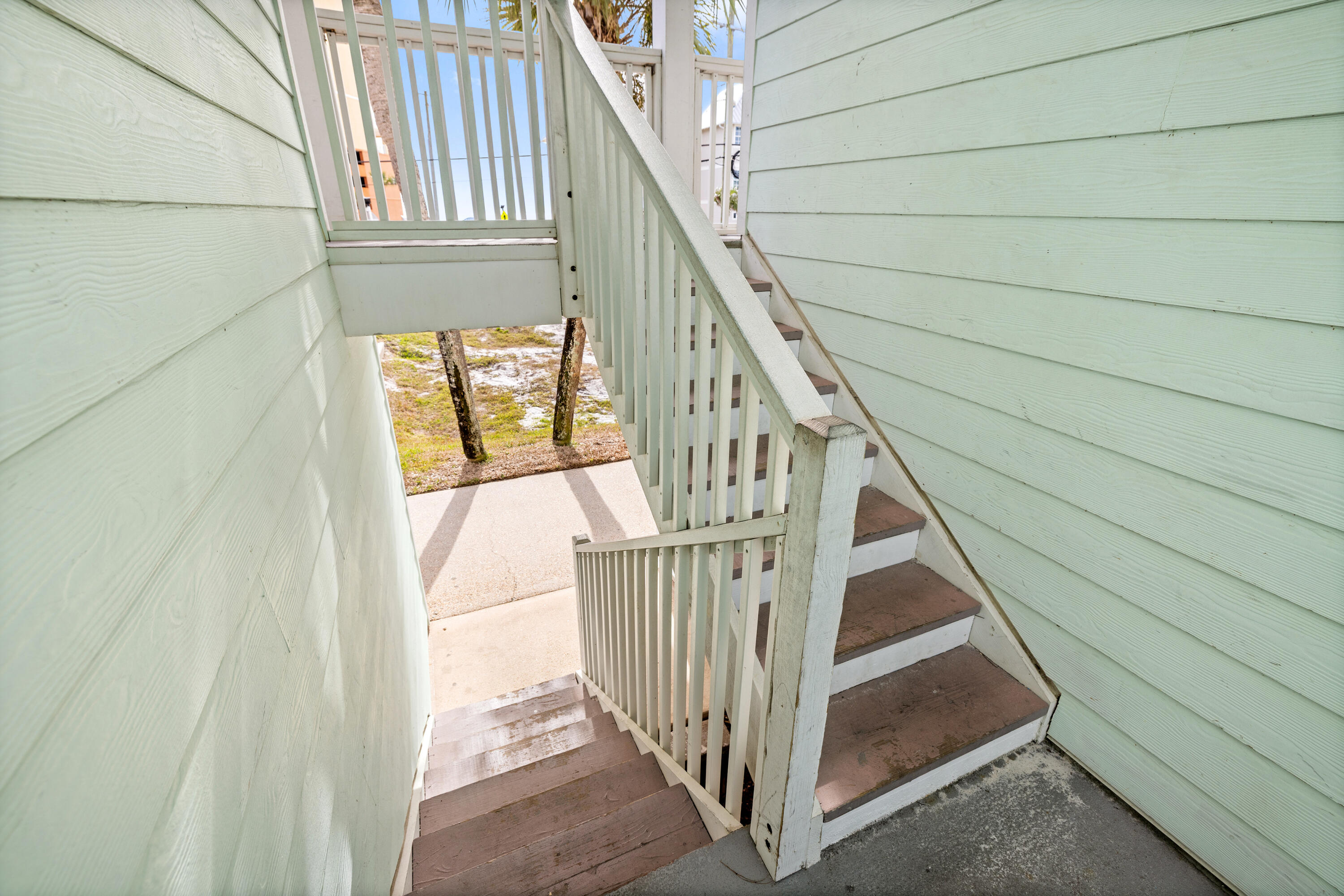 SOUTHWIND 1 CONDO - Residential