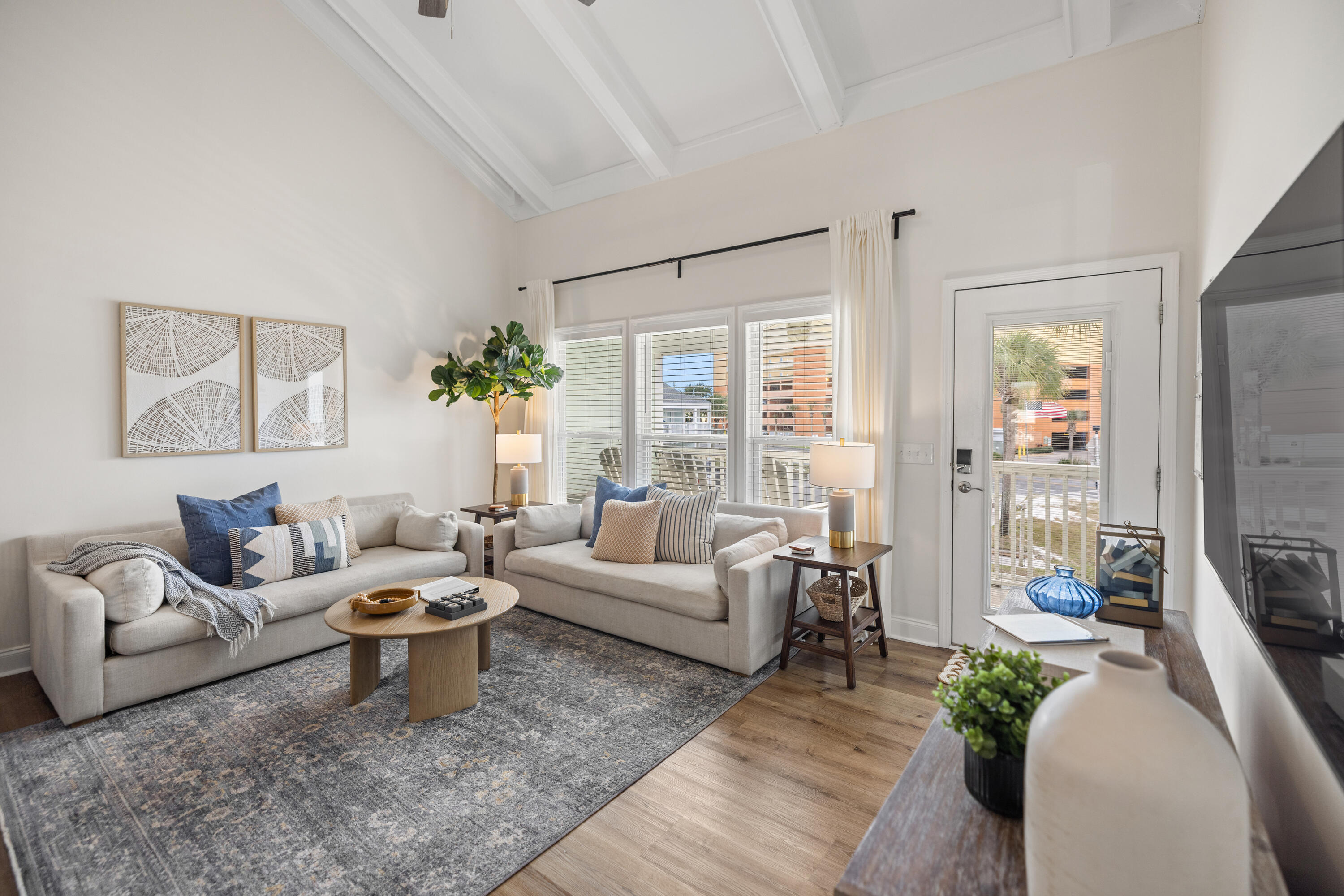 SOUTHWIND 1 CONDO - Residential