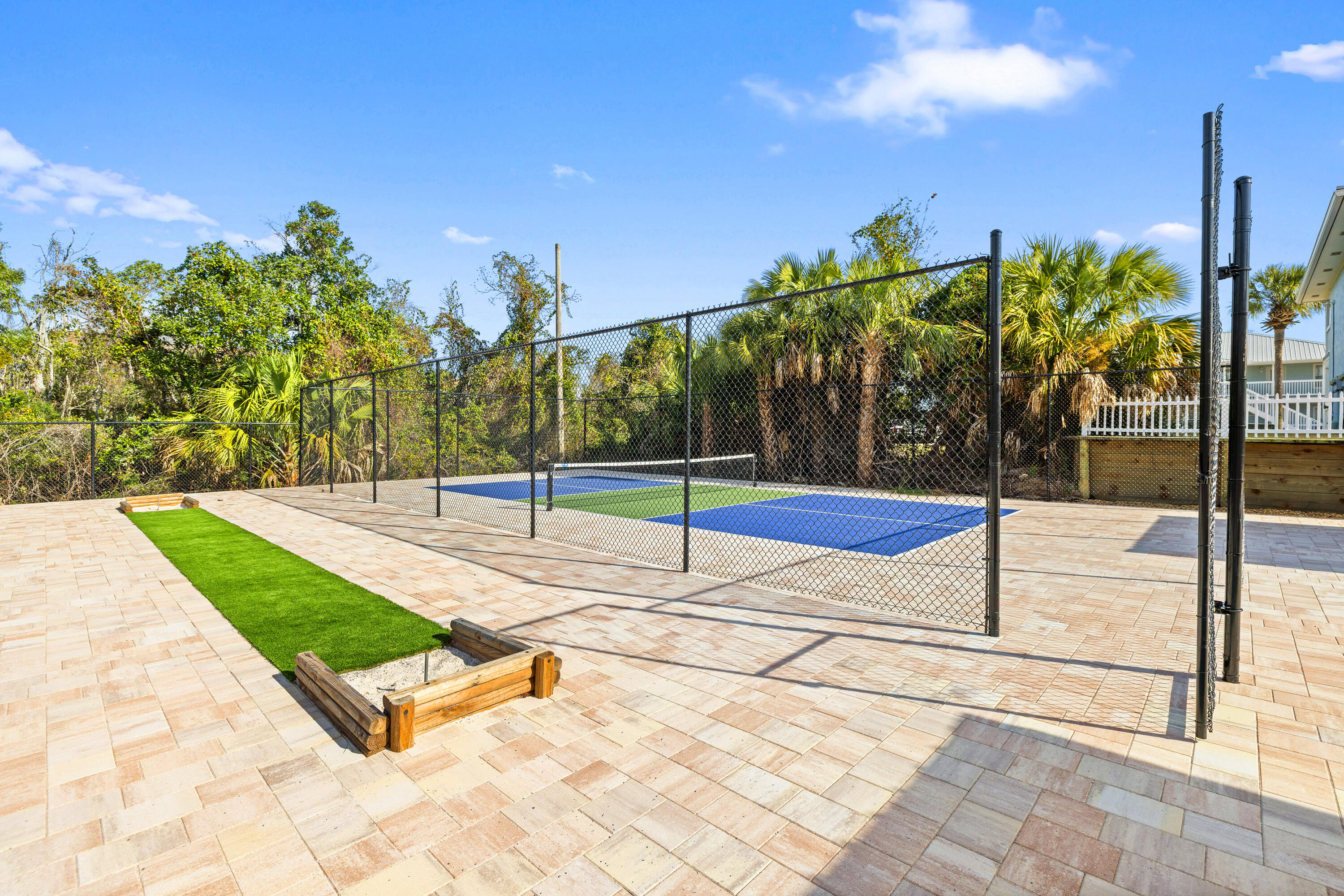 SOUTHWIND 1 CONDO - Residential