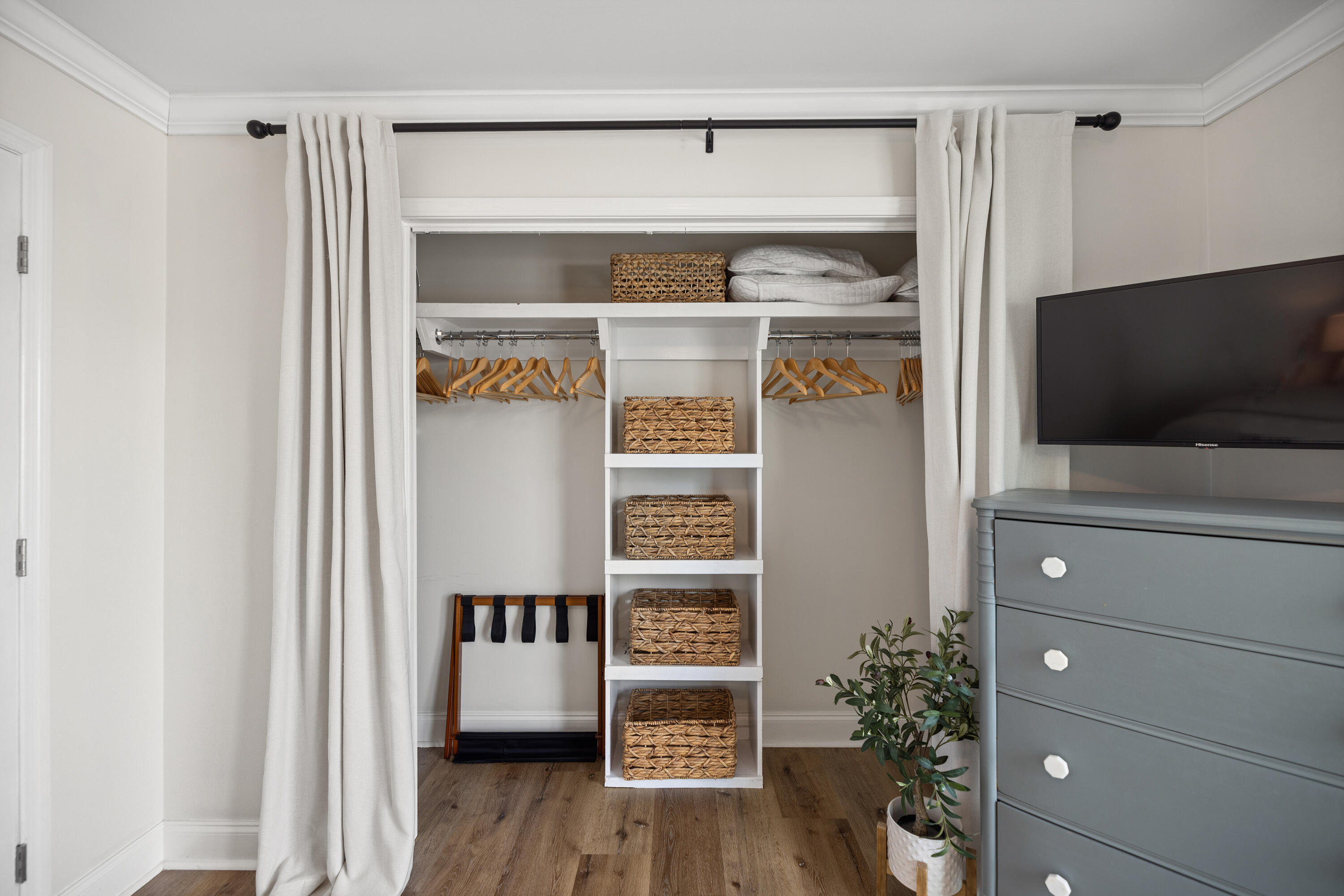 SOUTHWIND 1 CONDO - Residential