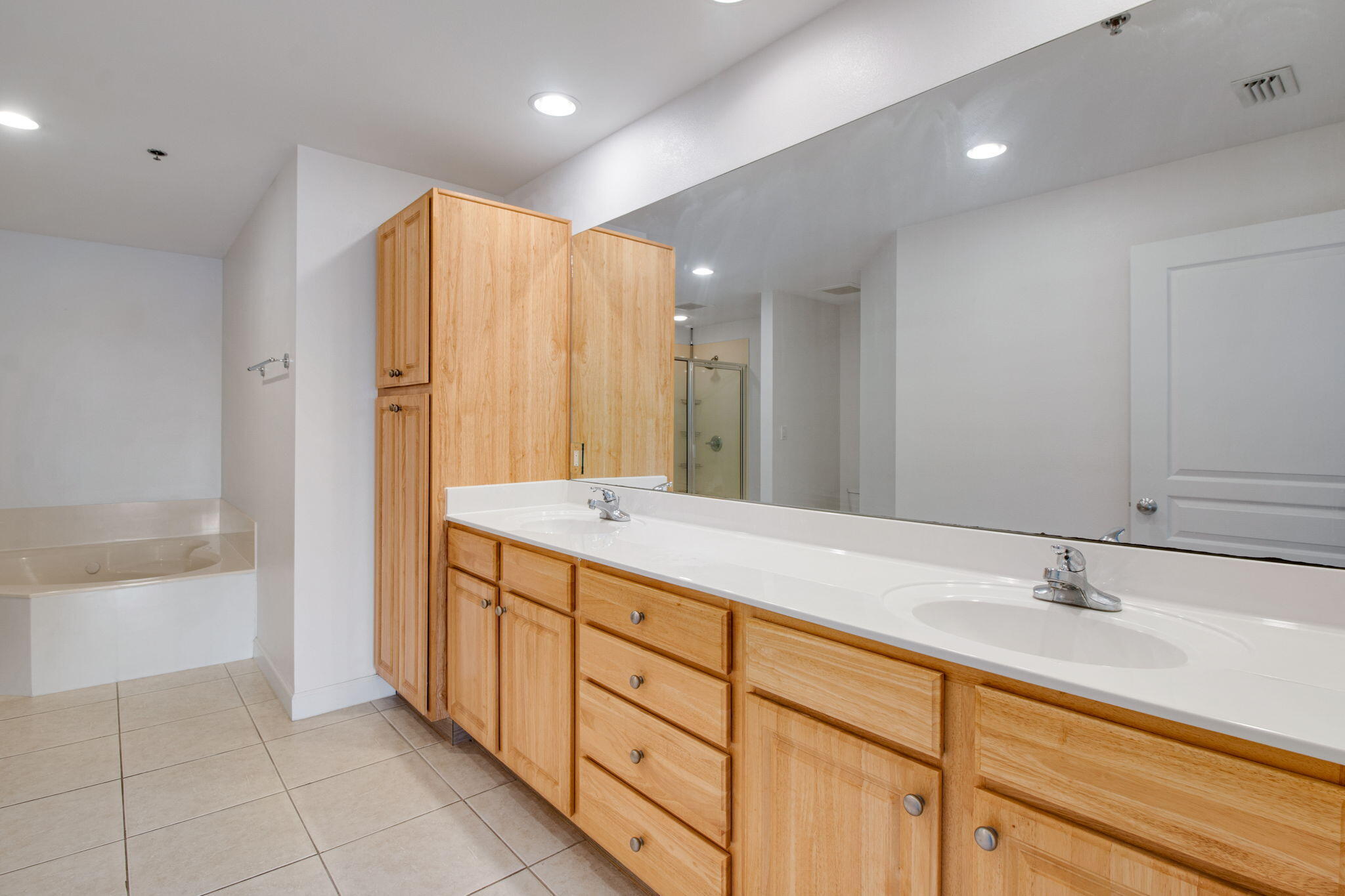 INDIANOLA ON THE WATER - Residential