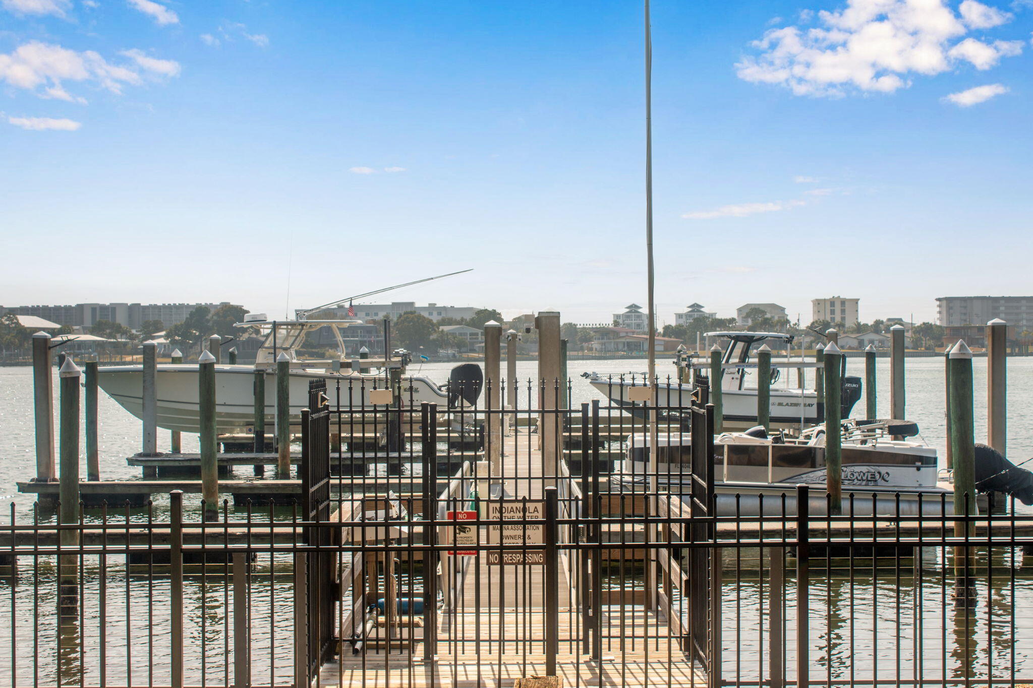 INDIANOLA ON THE WATER - Residential