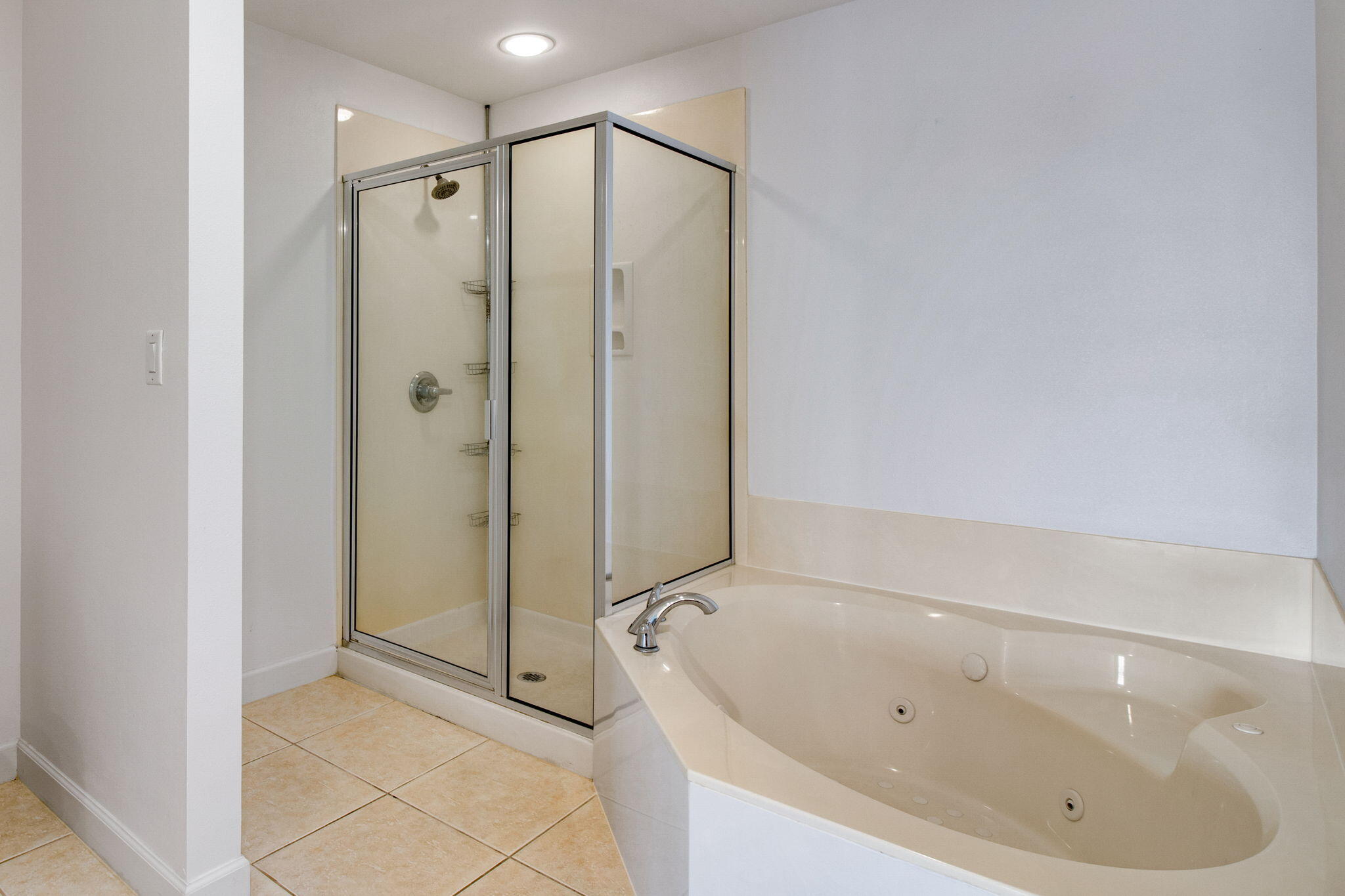 INDIANOLA ON THE WATER - Residential