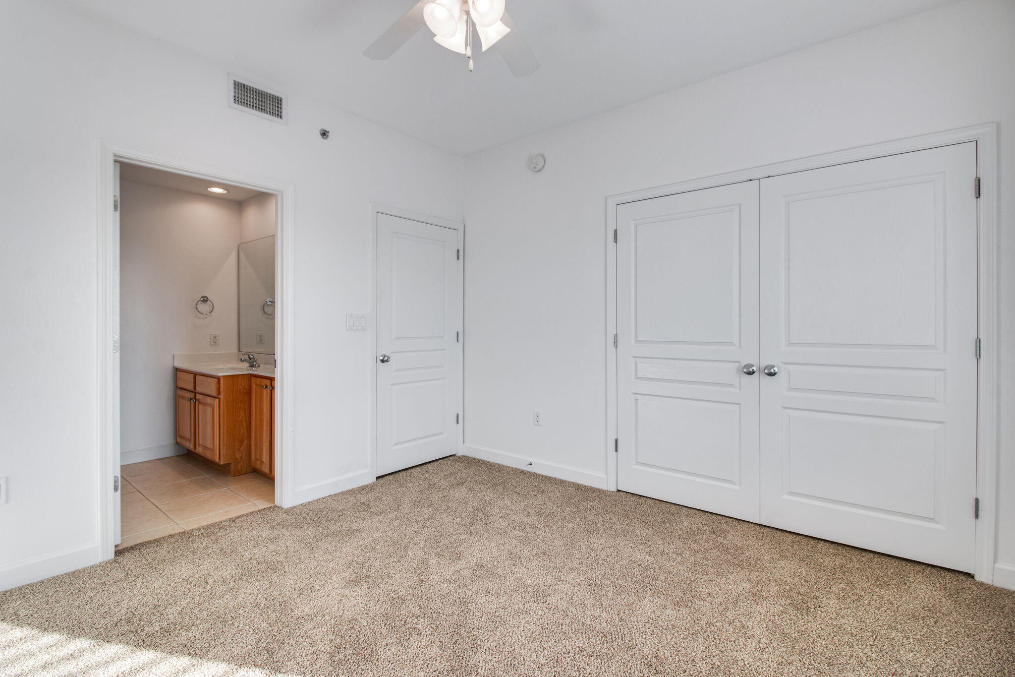 INDIANOLA ON THE WATER - Residential