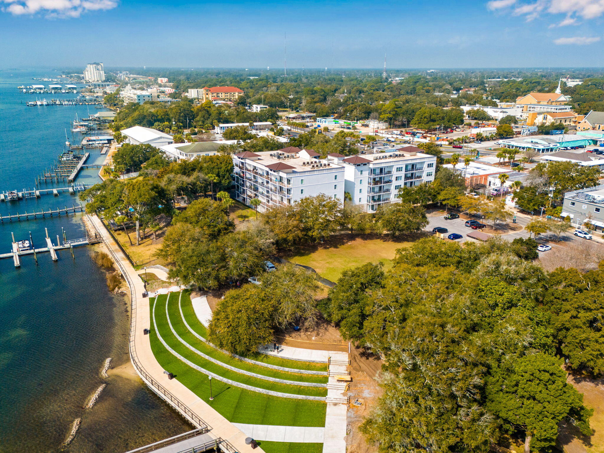 INDIANOLA ON THE WATER - Residential