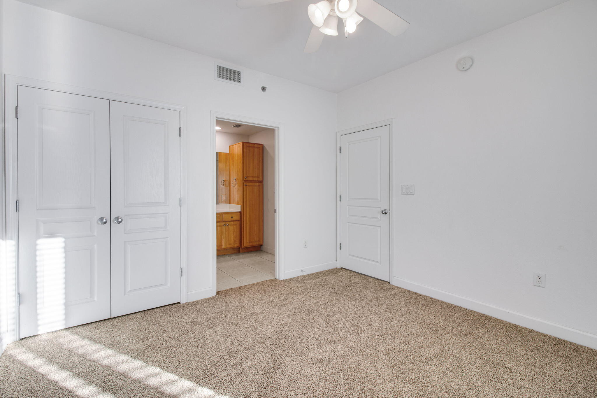 INDIANOLA ON THE WATER - Residential