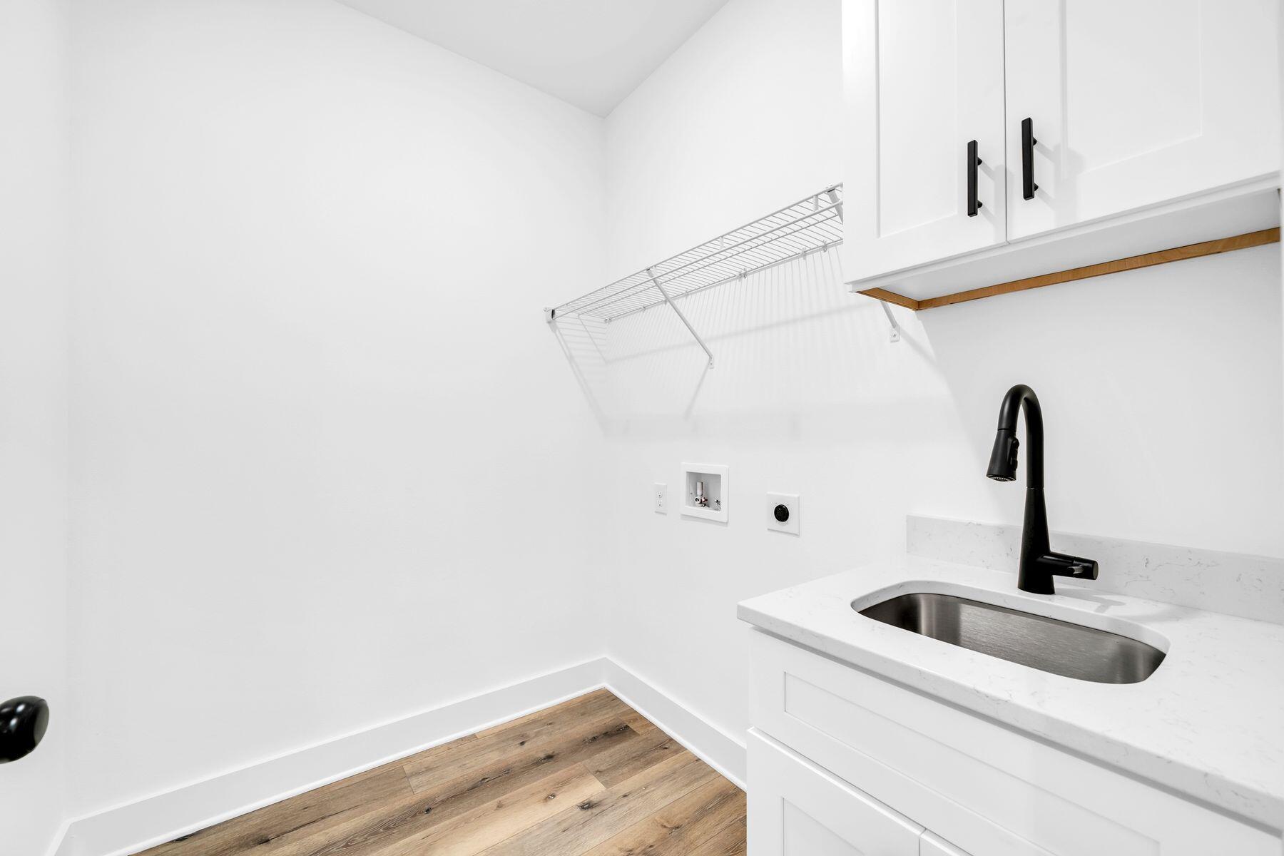 SANTASIA PARK LOT 5 BLK A - Residential