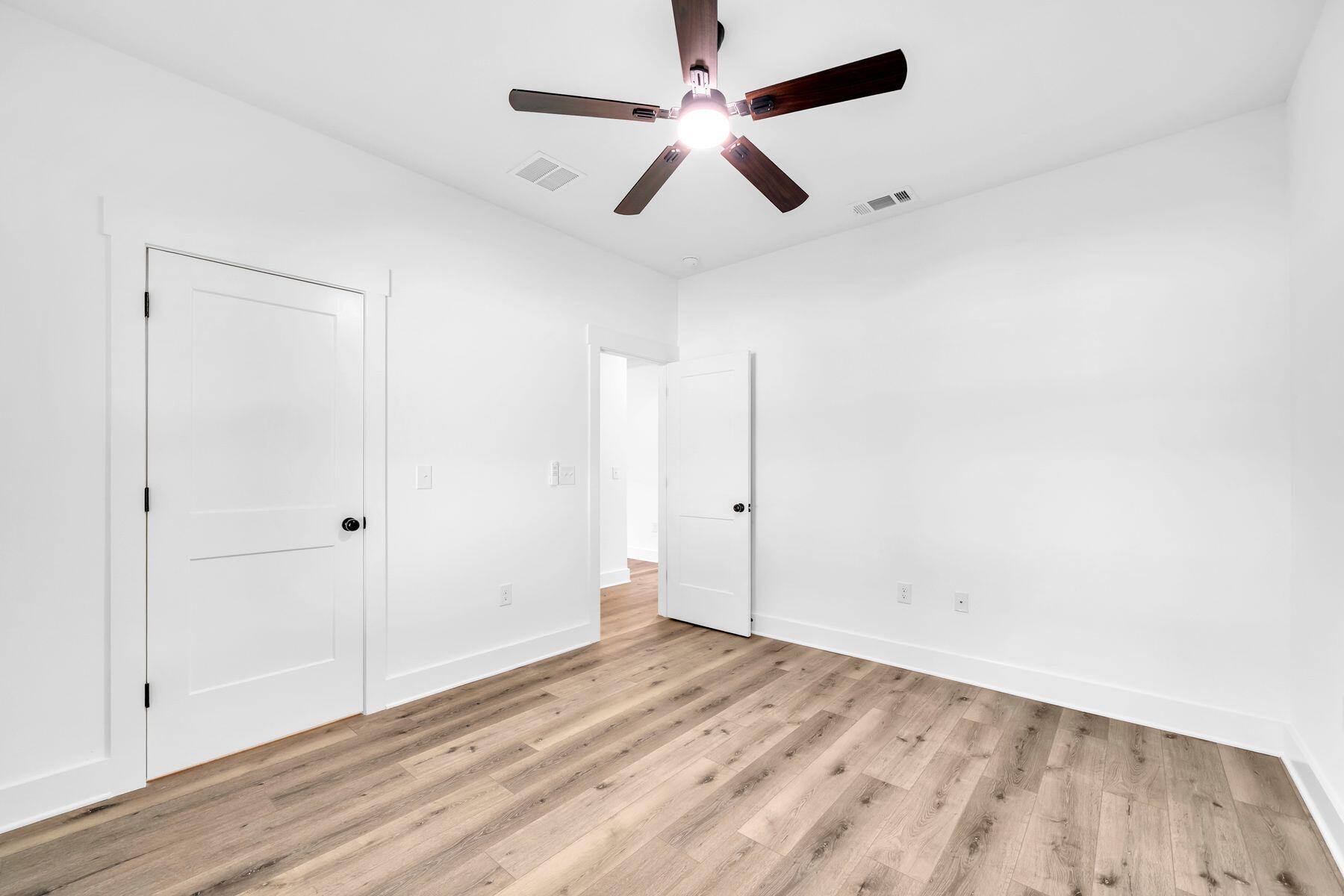 SANTASIA PARK LOT 5 BLK A - Residential