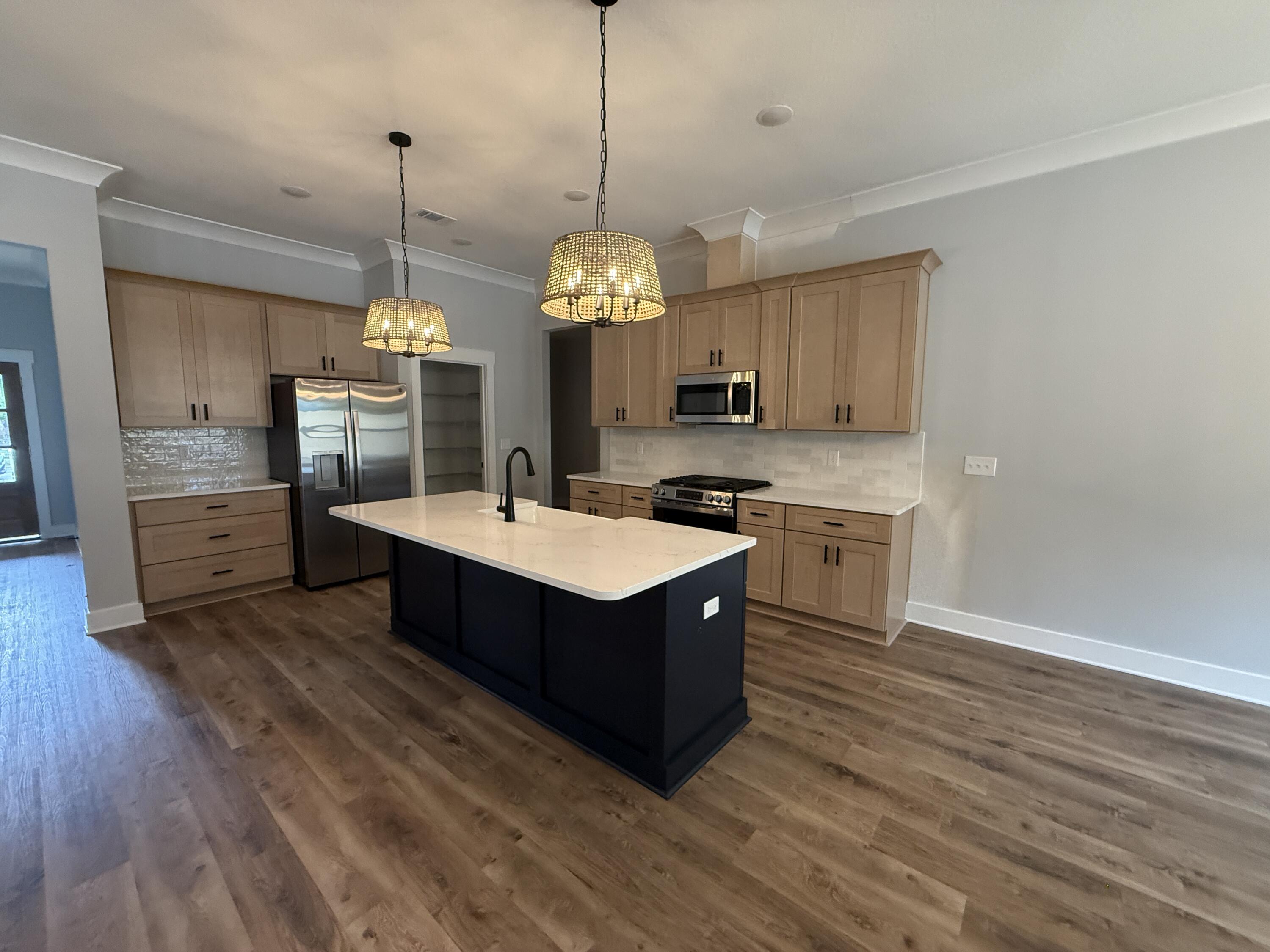 SANTASIA PARK LOT 5 BLK A - Residential