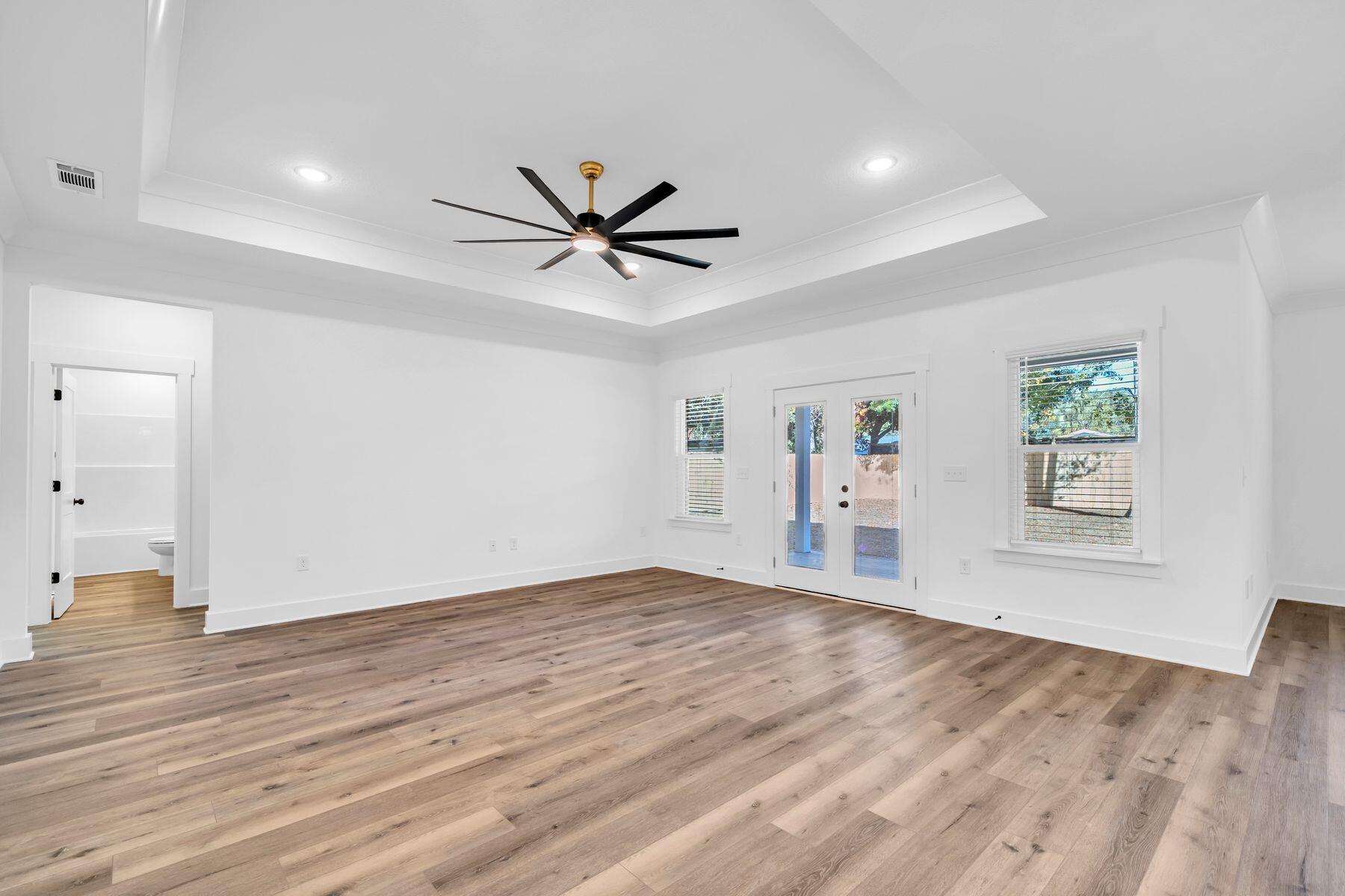 SANTASIA PARK LOT 5 BLK A - Residential