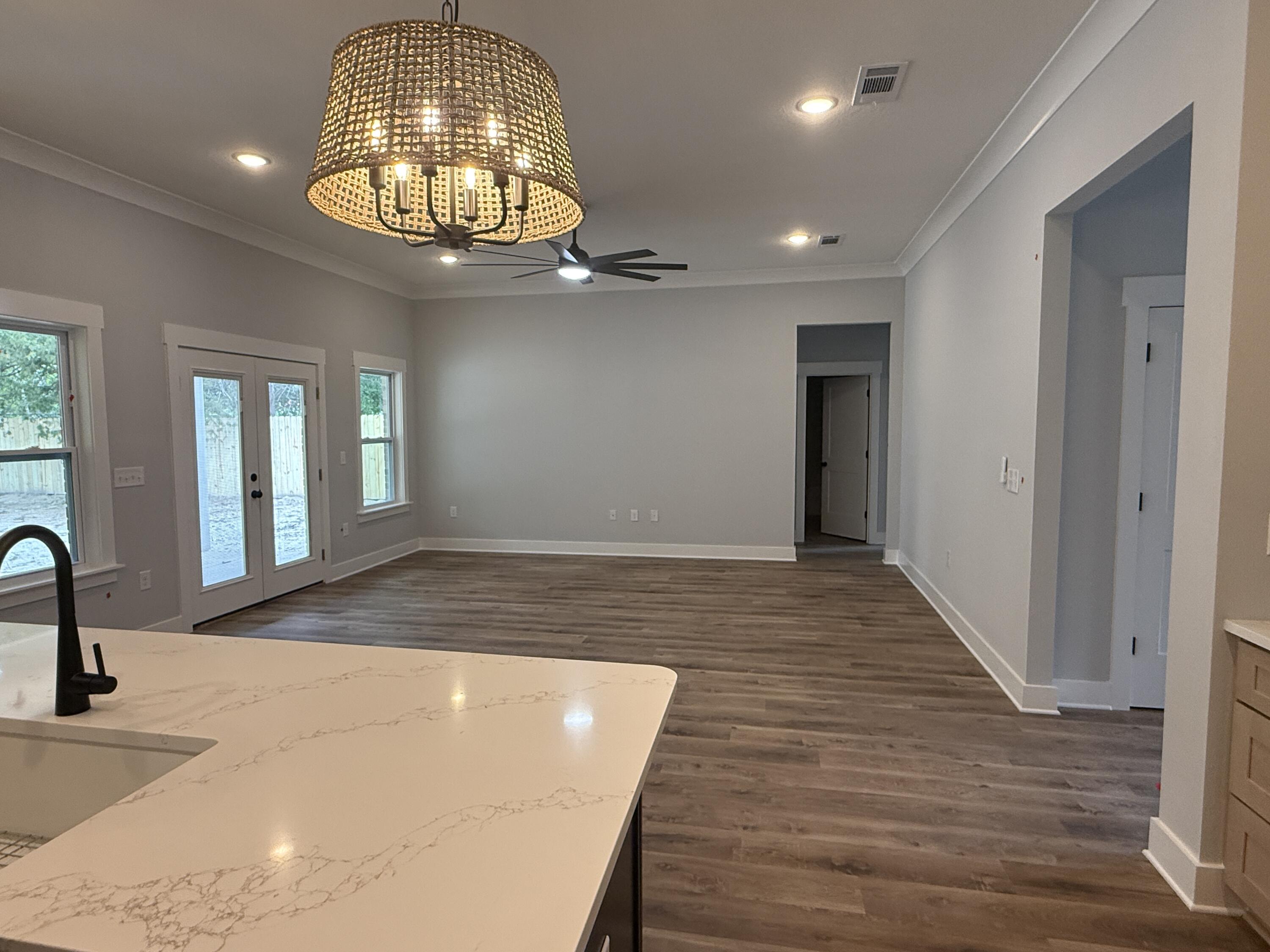 SANTASIA PARK LOT 5 BLK A - Residential
