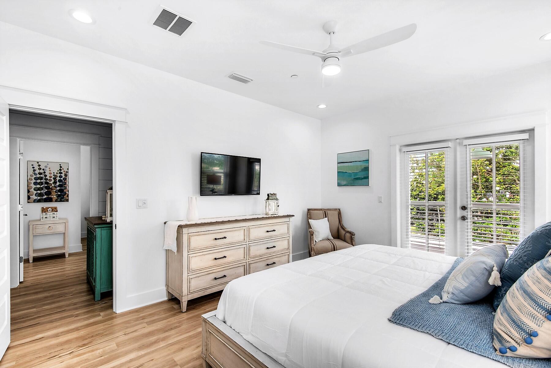 CRYSTAL BEACH - Residential