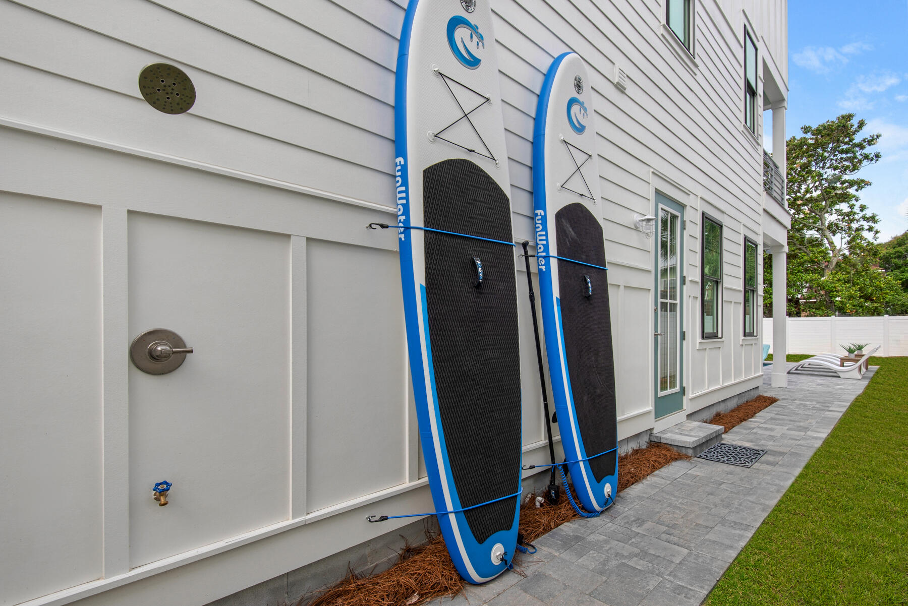 CRYSTAL BEACH - Residential