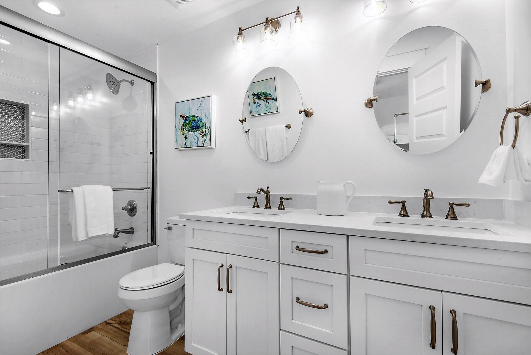 CRYSTAL BEACH - Residential