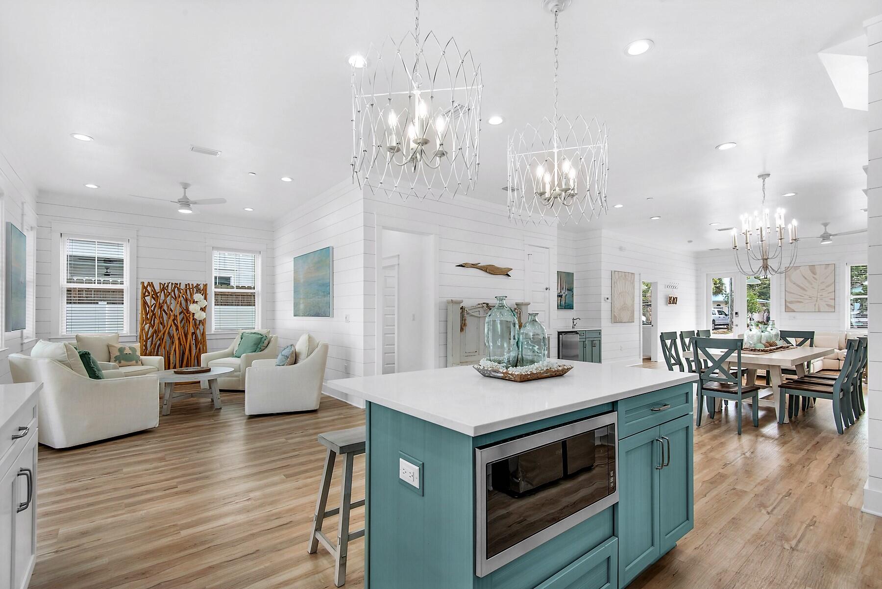 CRYSTAL BEACH - Residential