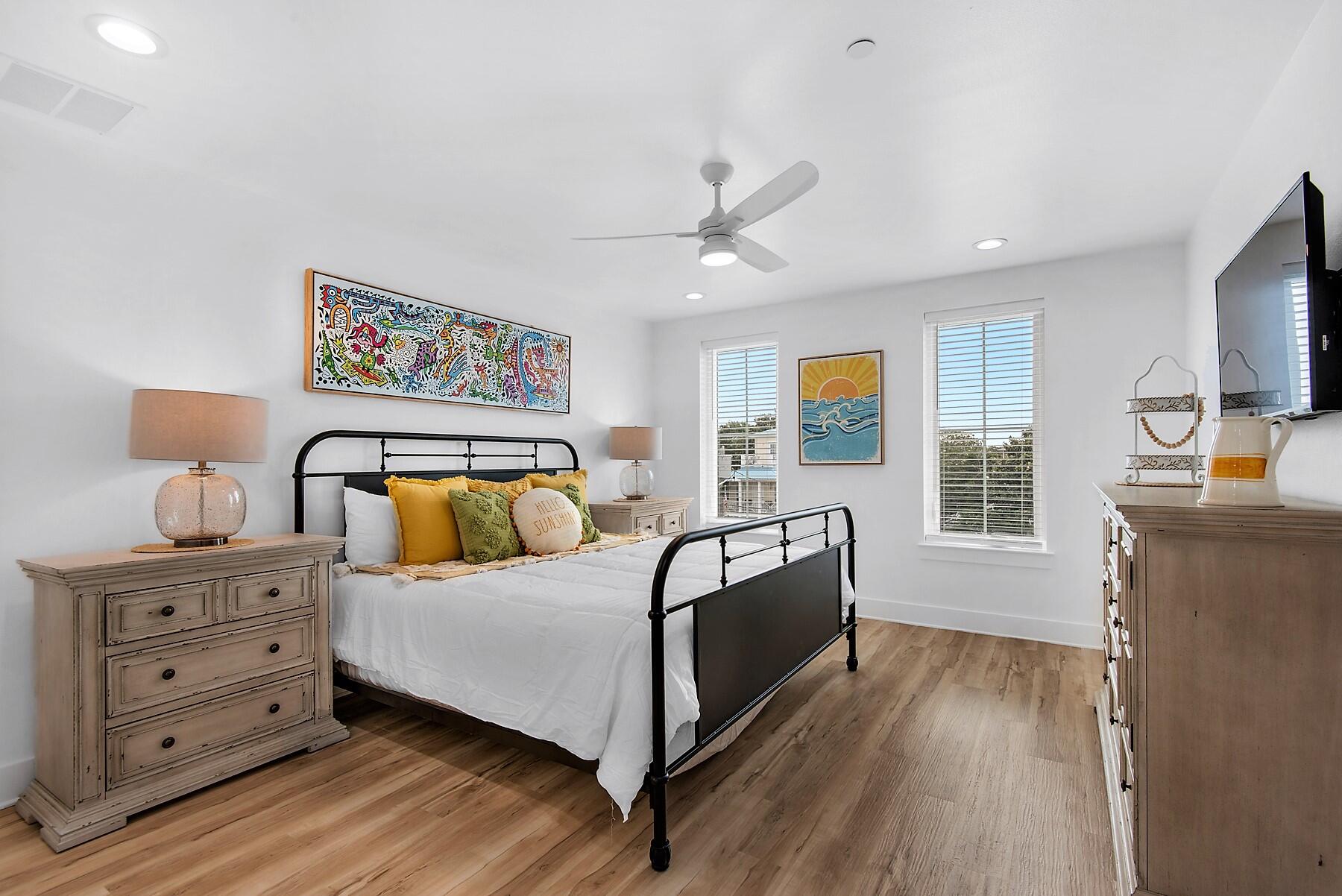 CRYSTAL BEACH - Residential