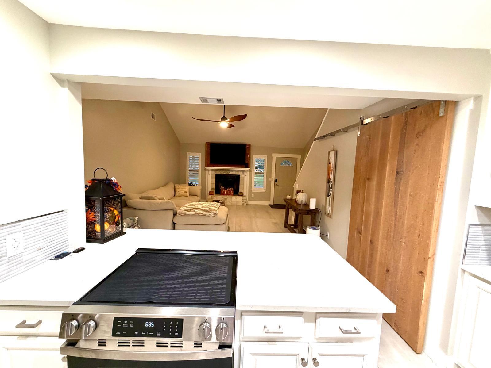 2705 Country Club Drive