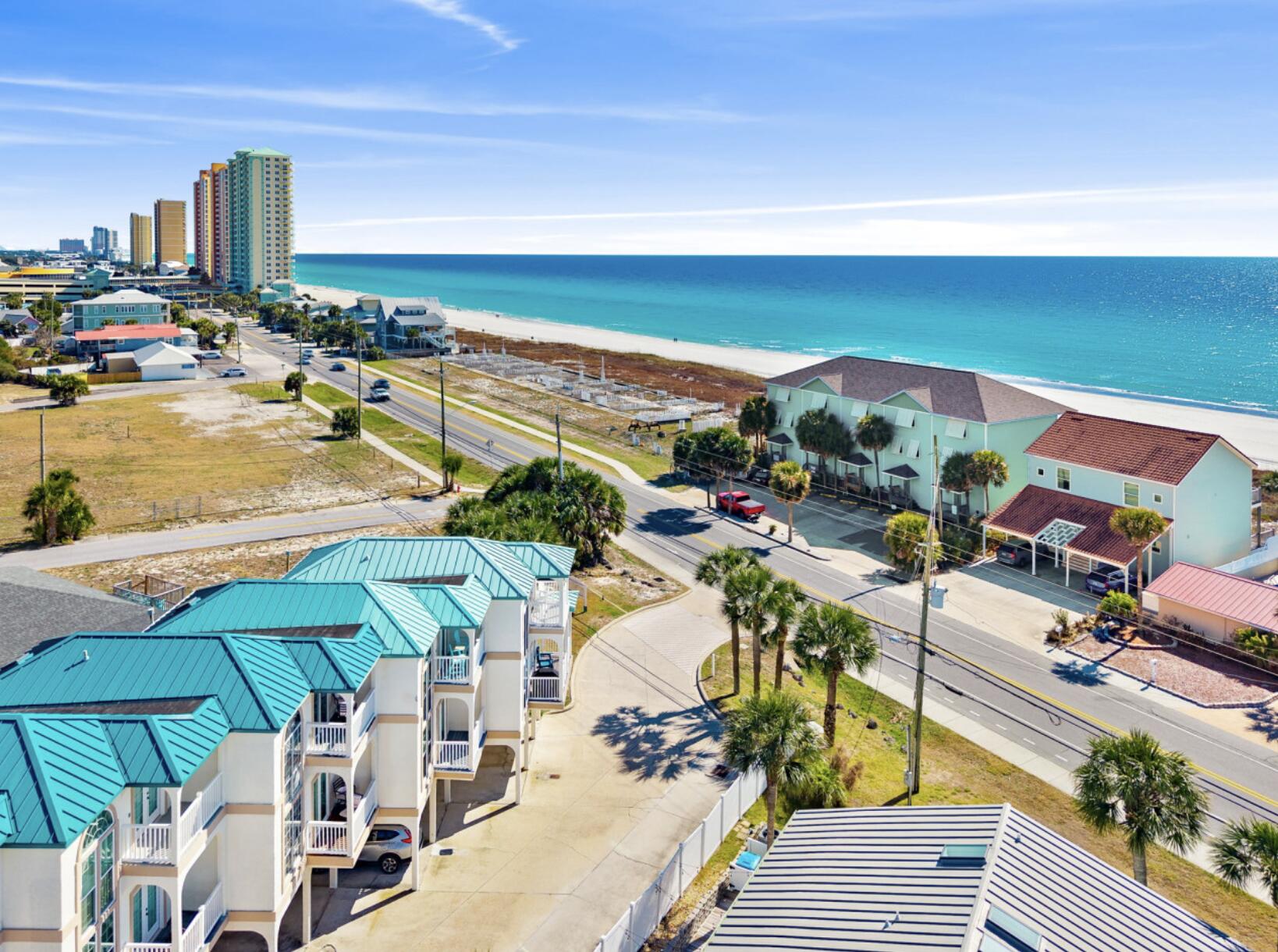 The Palms Condominiums - Residential