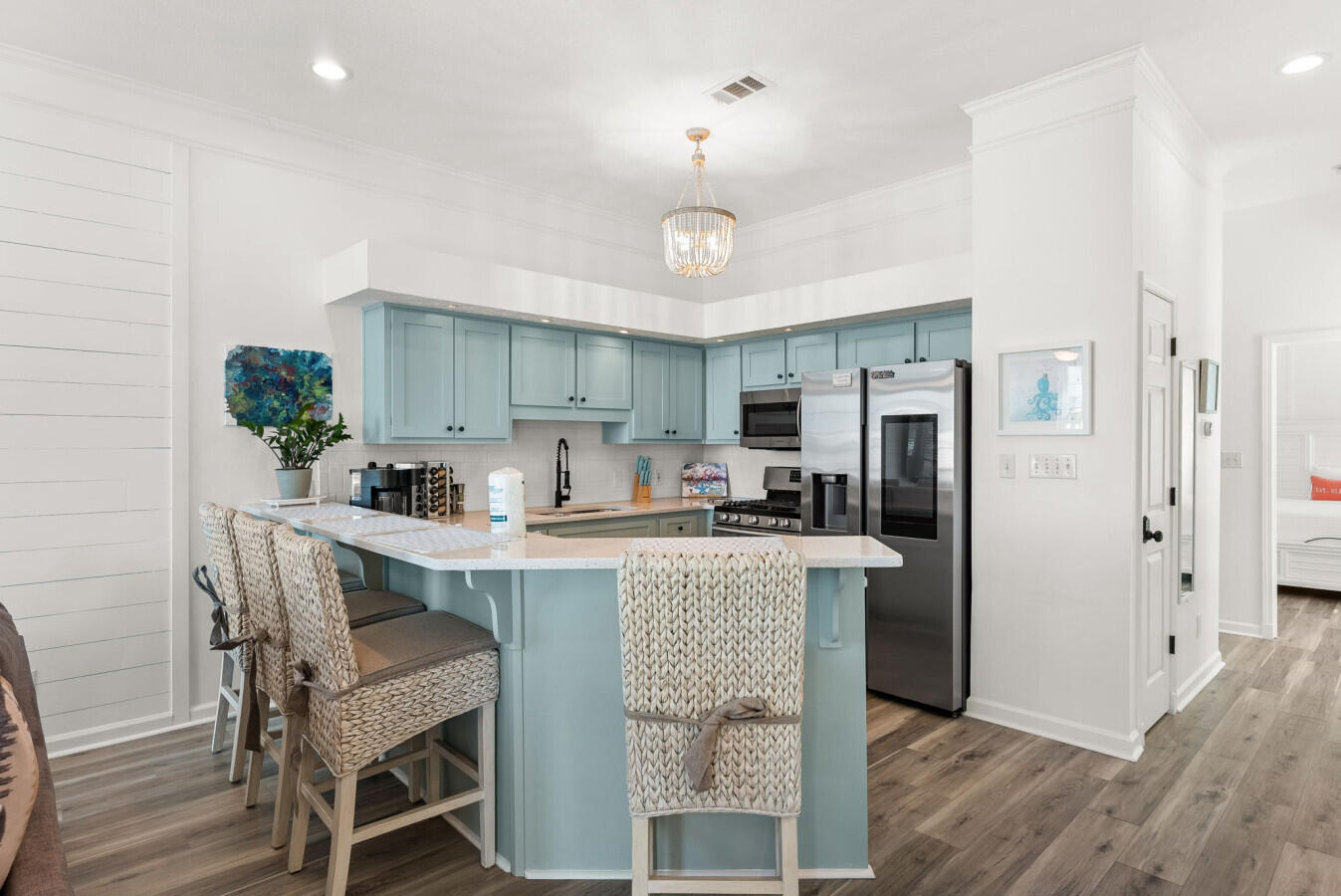 The Palms Condominiums - Residential