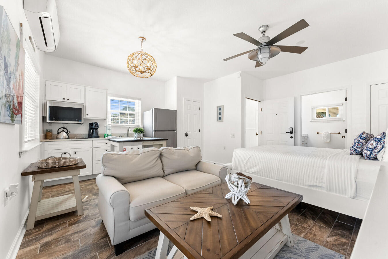 The Palms Condominiums - Residential