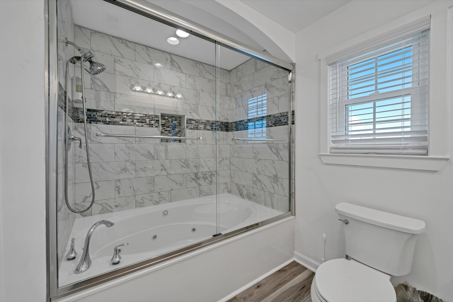 The Palms Condominiums - Residential