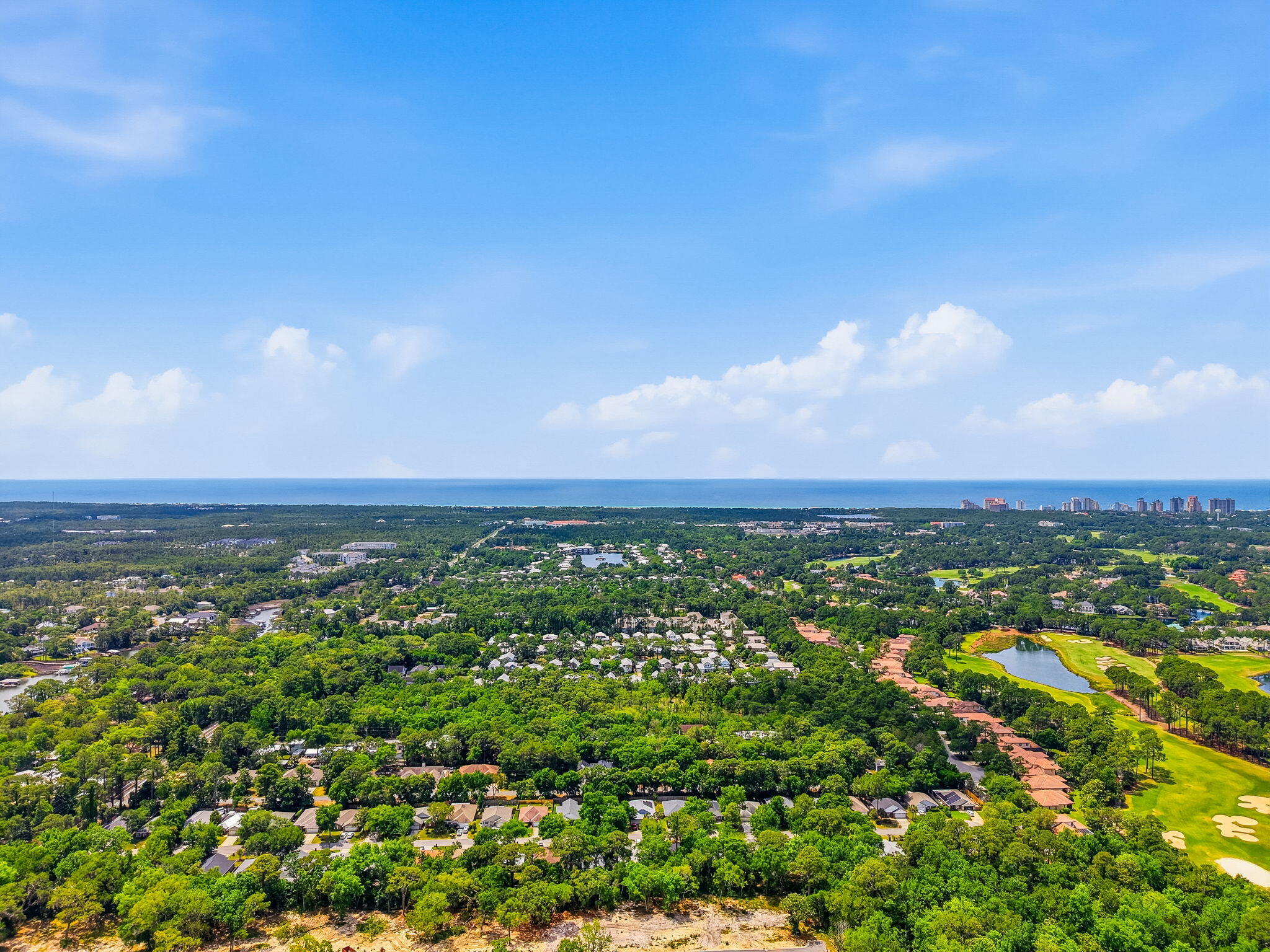 HARBOR OAKS - Residential
