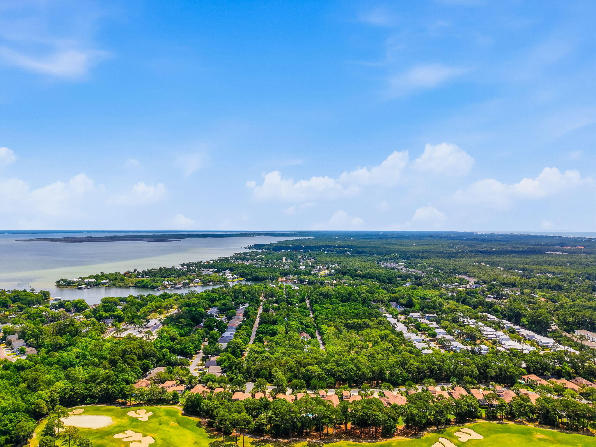 HARBOR OAKS - Residential