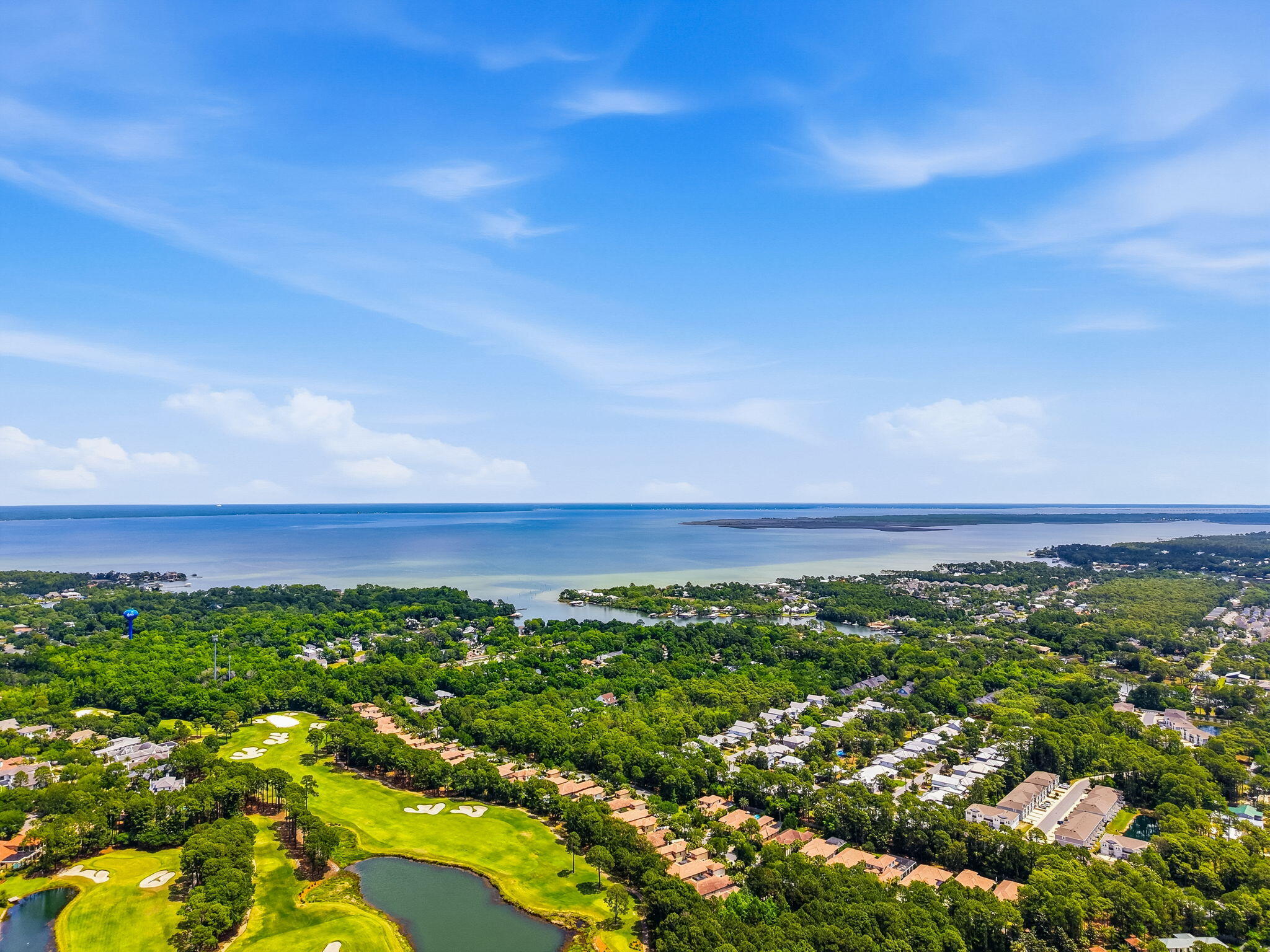 HARBOR OAKS - Residential
